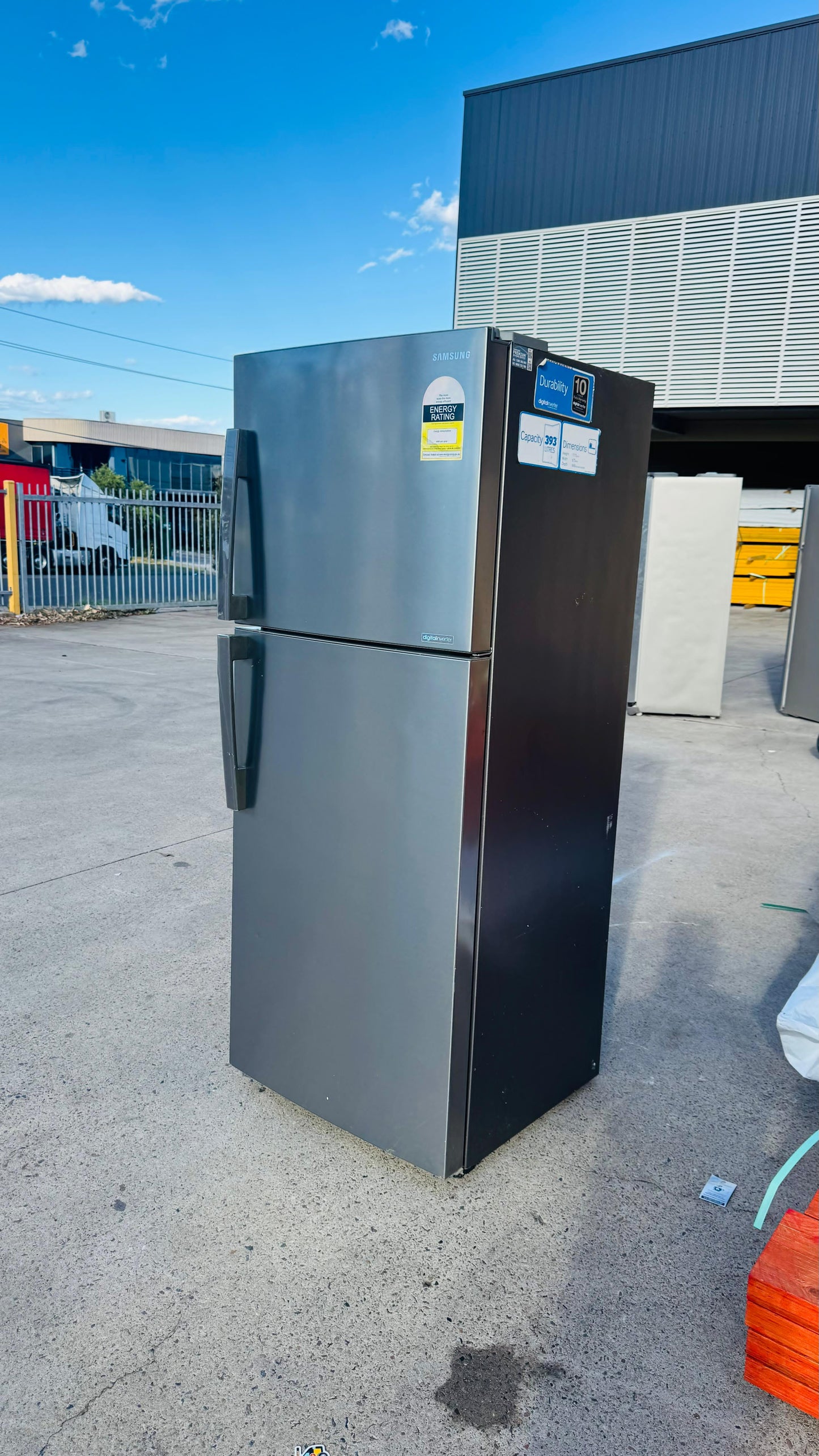 SAMSUNG 393 LITRES FRIDGE FREEZER