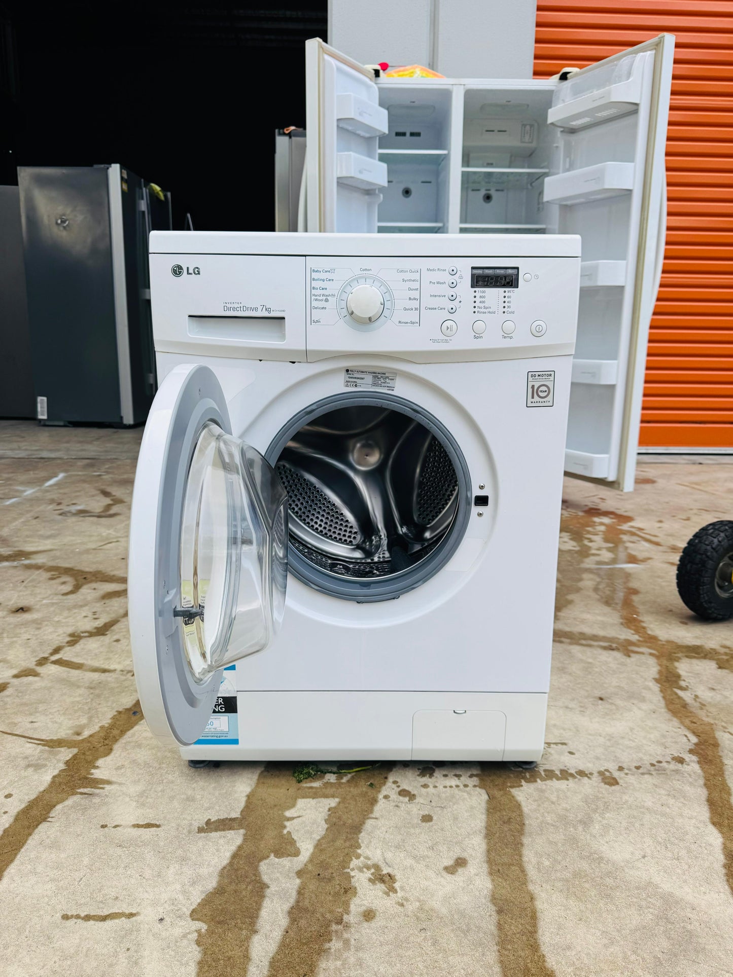 LG 7KGS FRONT LOADER WASHING MACHINE