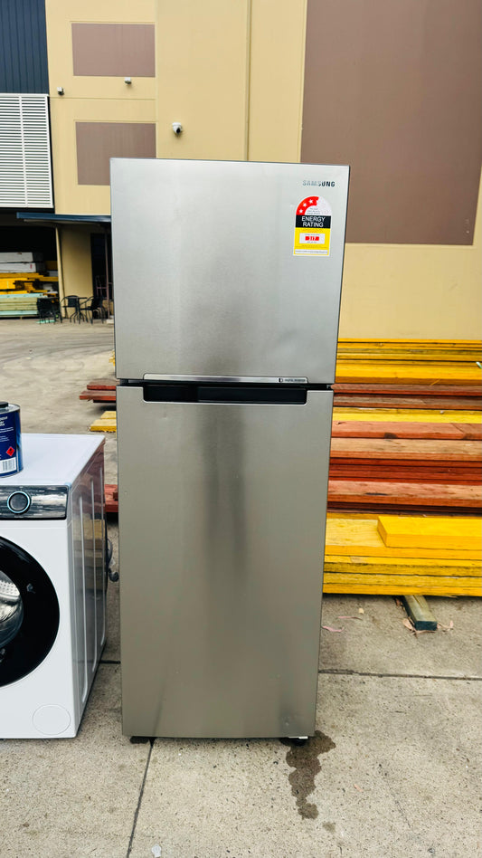 SAMSUNG 343 LITRES FRIDGE FREEZER