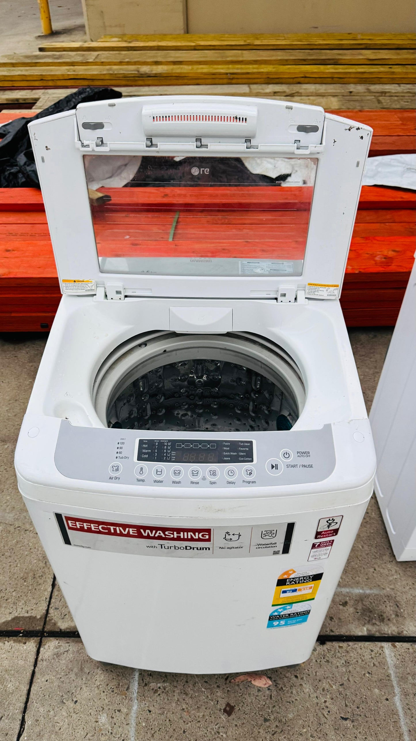 LG 6.5KGS TOP LOADER WASHING MACHINE