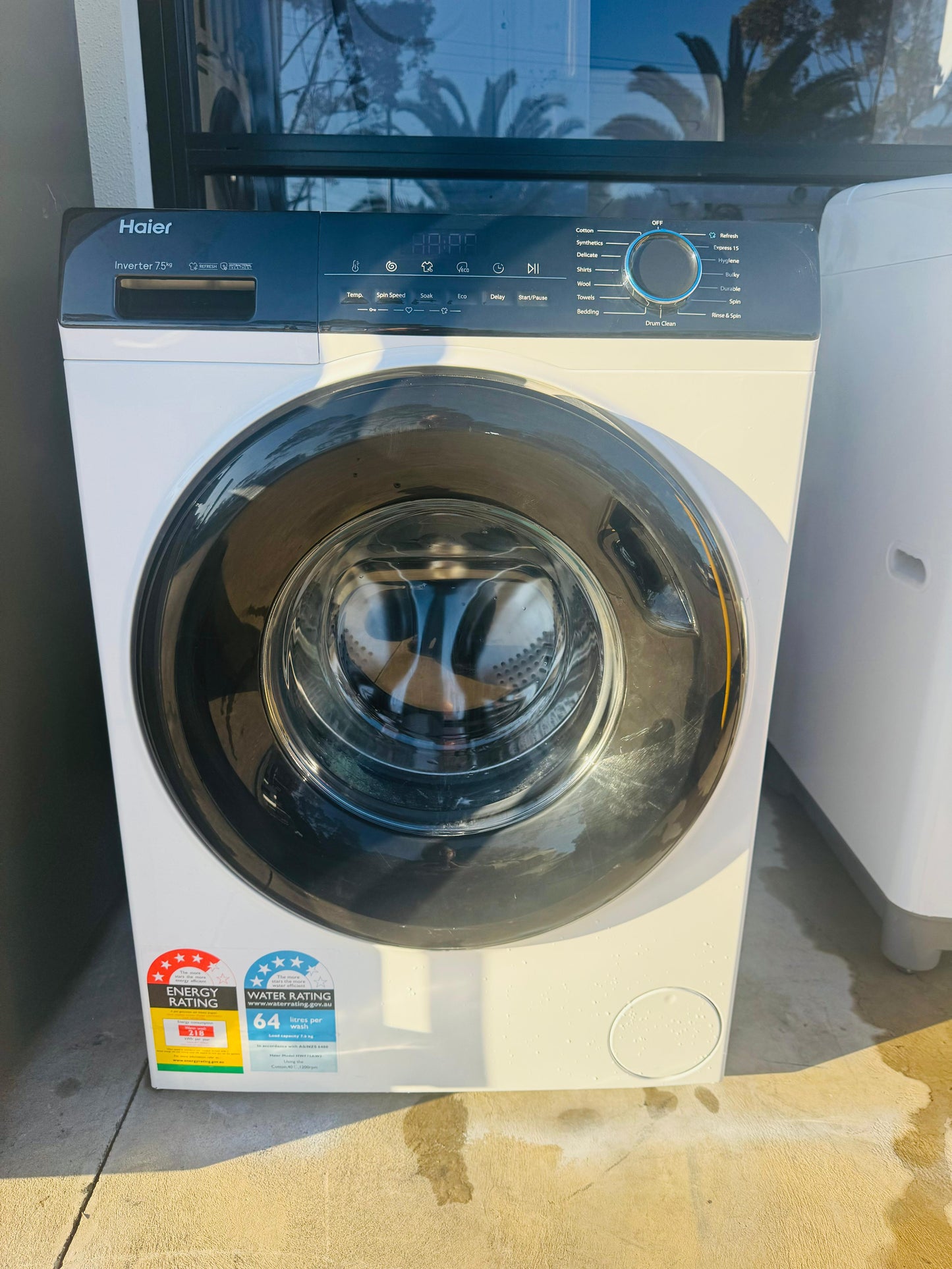 HAIER 7.5 KGS FRONT LOADER WASHING MACHINE
