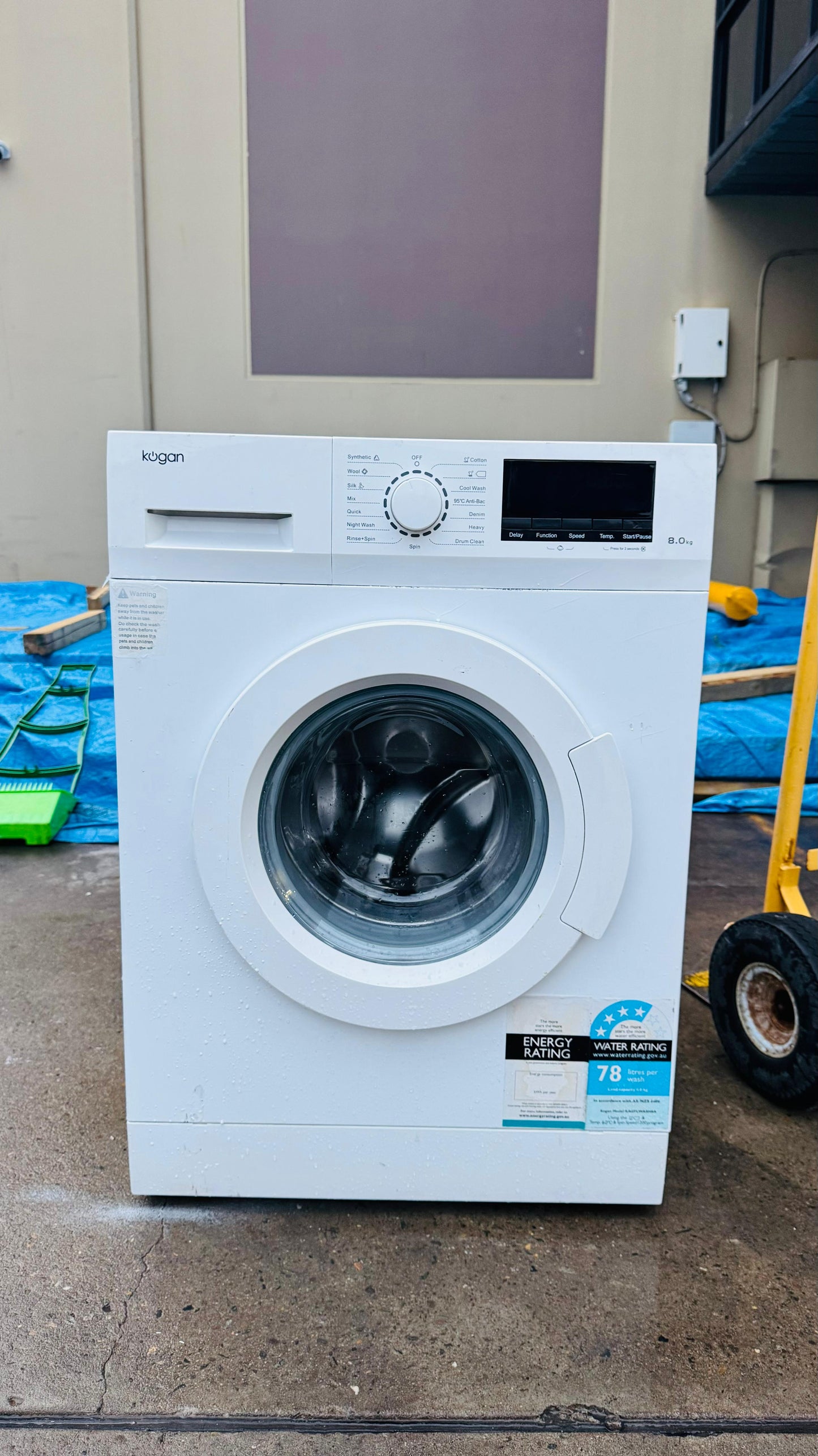 KOGAN 8KGS FRONT LOADER WASHING MACHINE