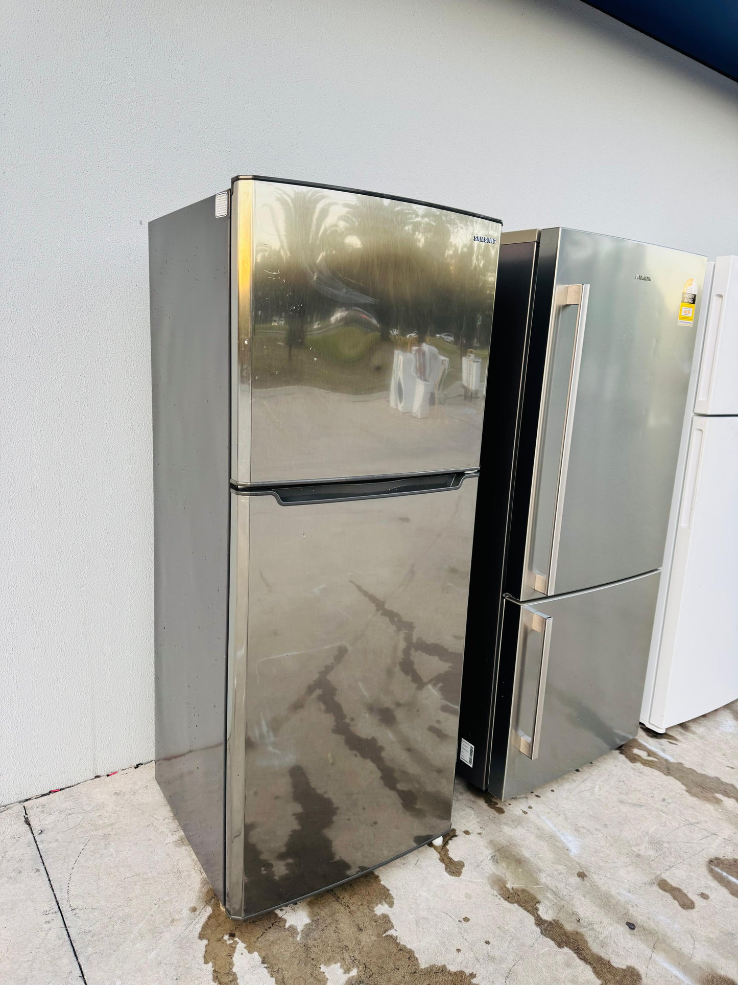 SAMSUNG 367 LITRES FRIDGE FREEZER