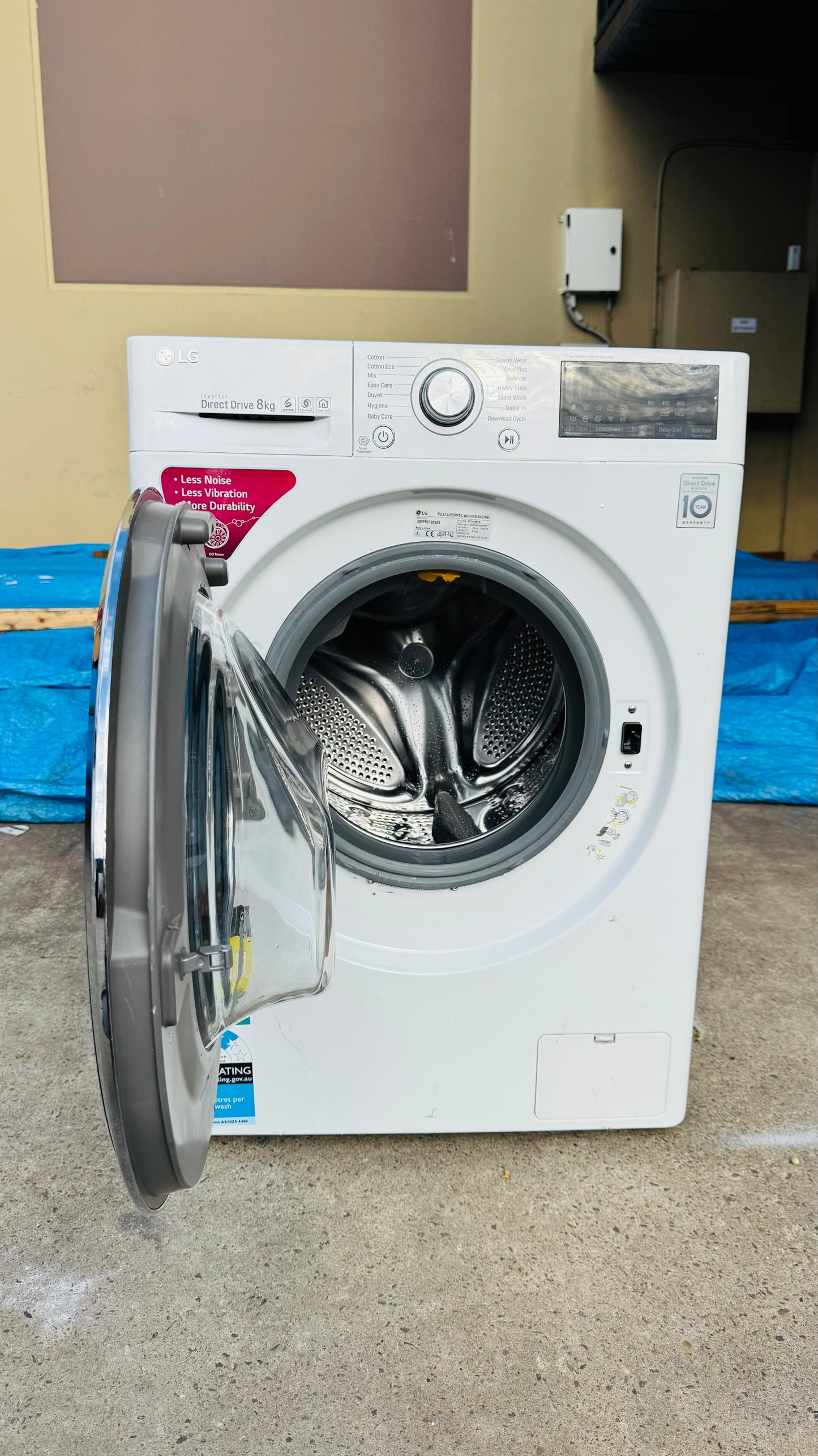 LG 8KGS FRONT LOADER WASHING MACHINE