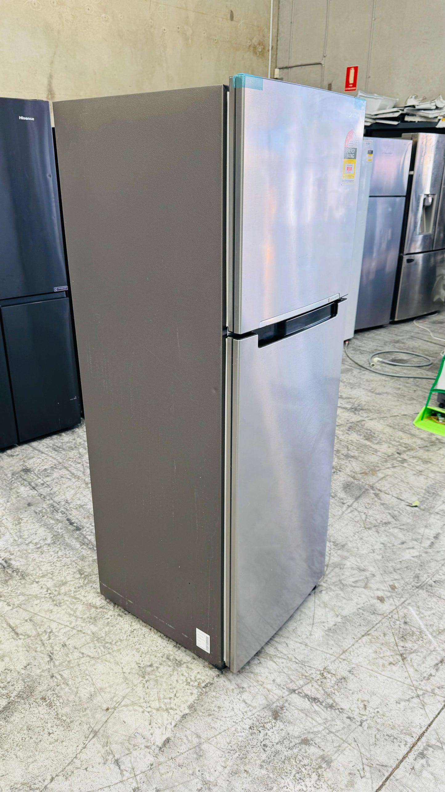 SAMSUNG 343 LITRES FRIDGE FREEZER