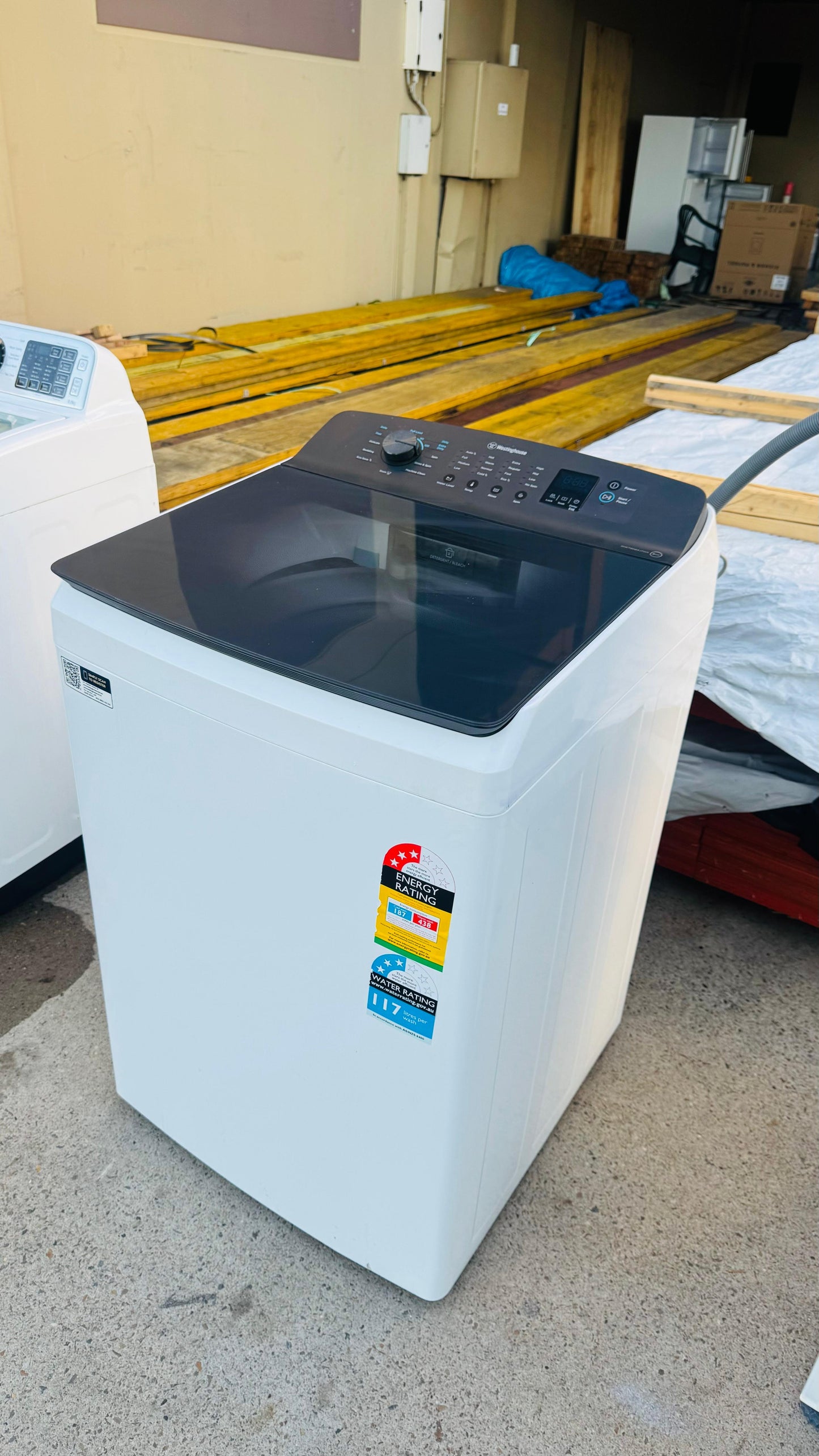 WESTINGHOUSE 8KGS TOP LOADER WASHING MACHINE