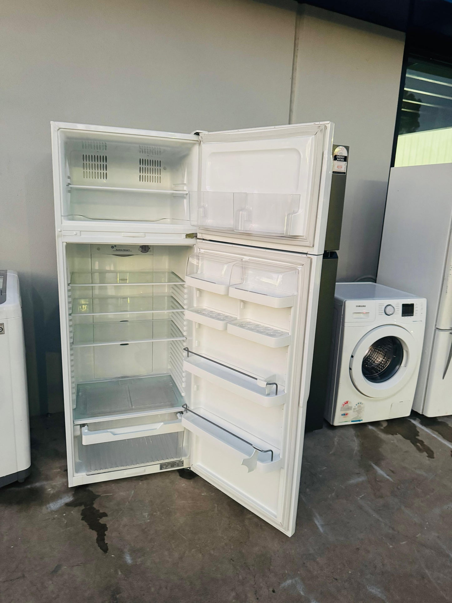 FISHER AND PAYKEL 411 LITRES FRIDGE FREEZER
