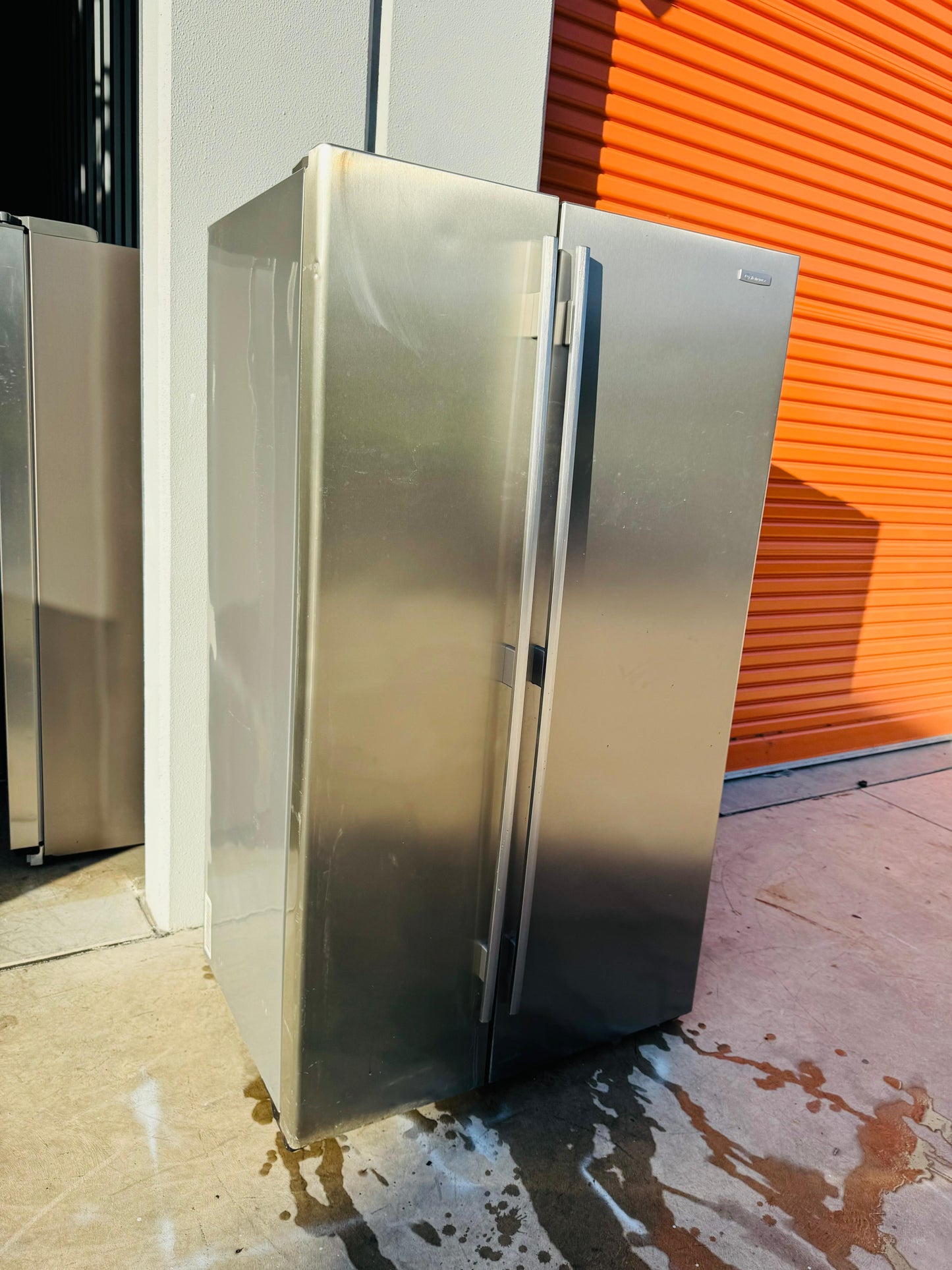 WESTING HOUSE SIDE BY SIDE 700 LITRES FRIDGE FREEZER