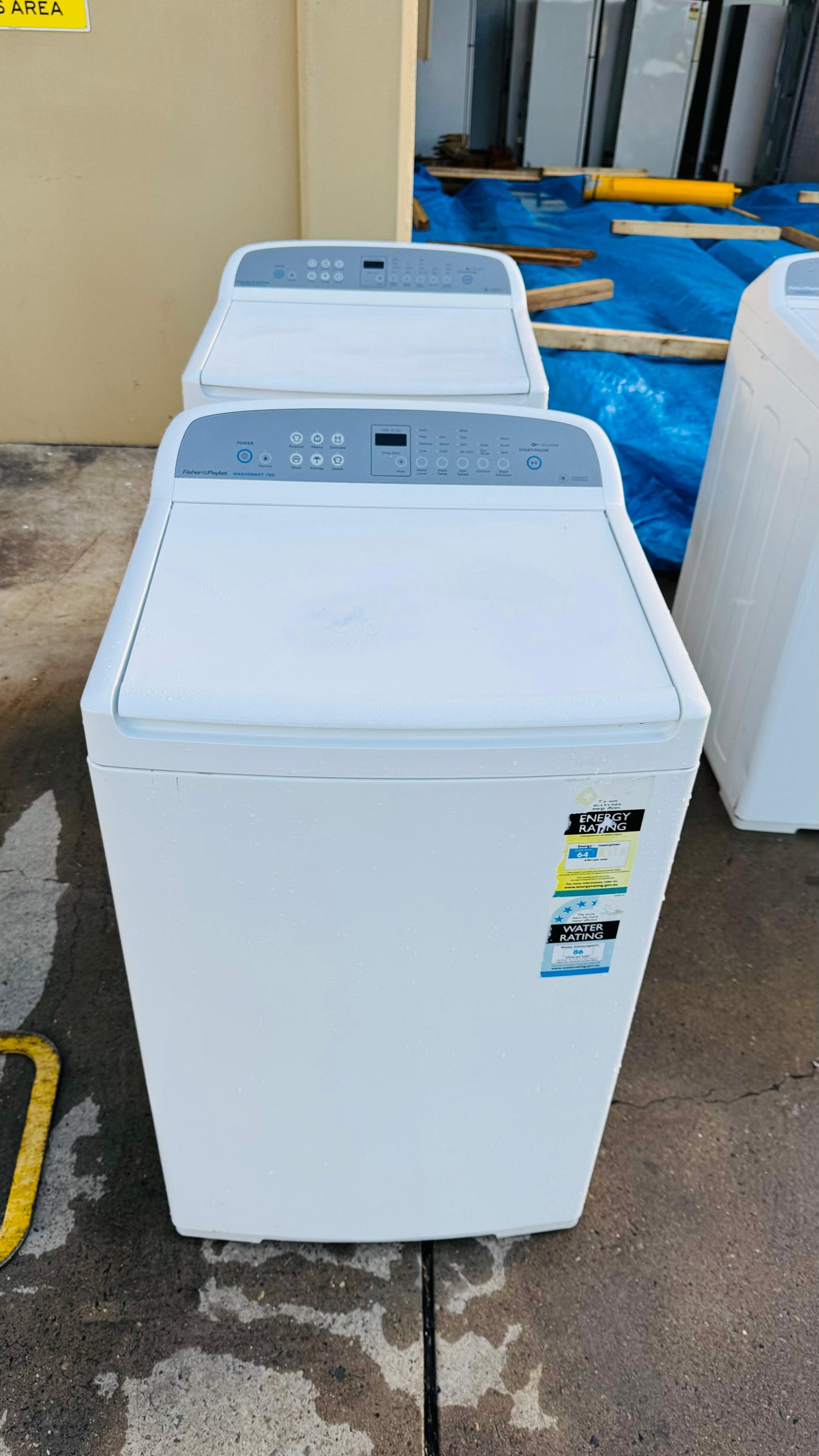 FISHER AND PAYKEL 7KGS TOP LOADER WASHING MACHINE