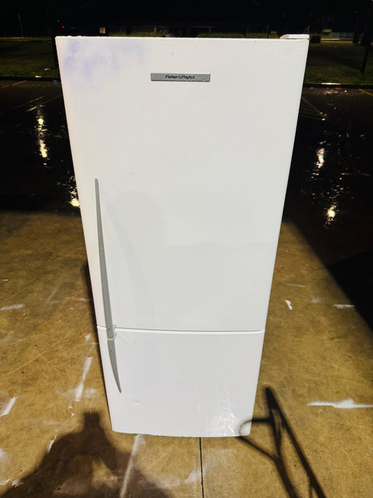 FISHER AND PAYKEL 373 LITRES FRIDGE FREEZER