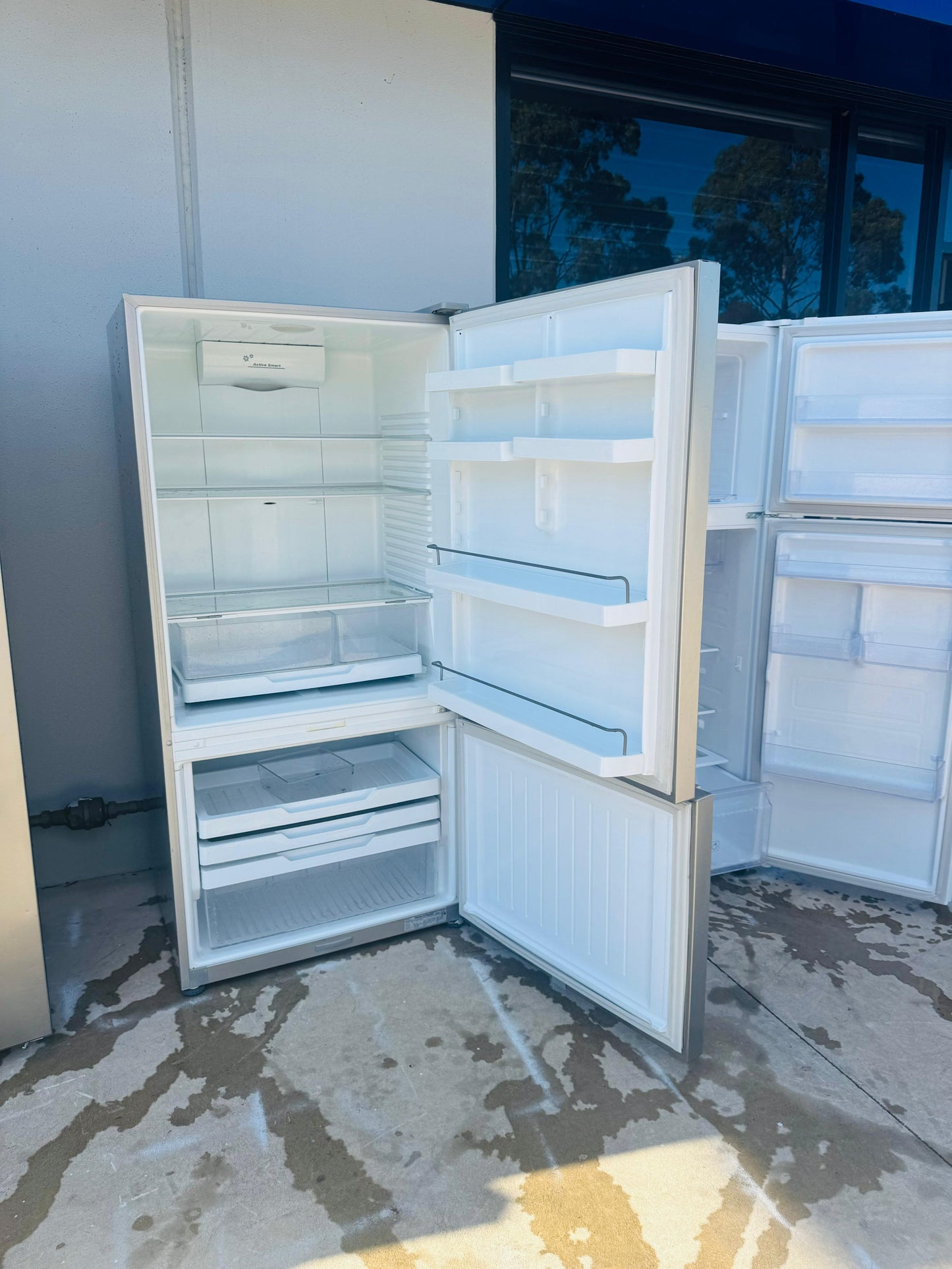 FISHER AND PAYKEL 519 LITRES