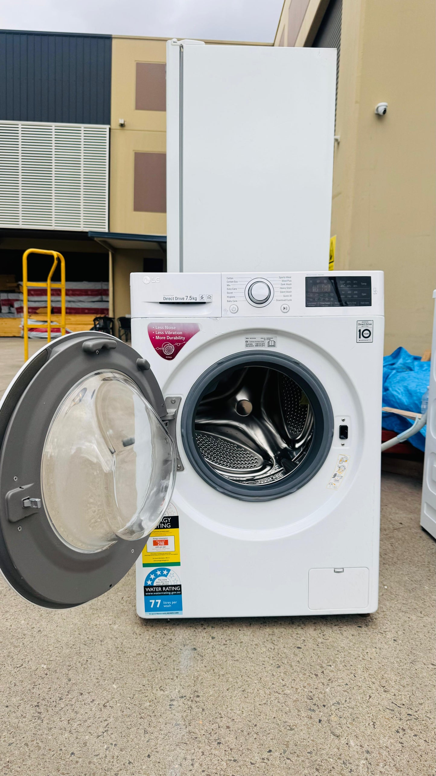 LG 7.5KGS FRONT LOADER WASHING MACHINE