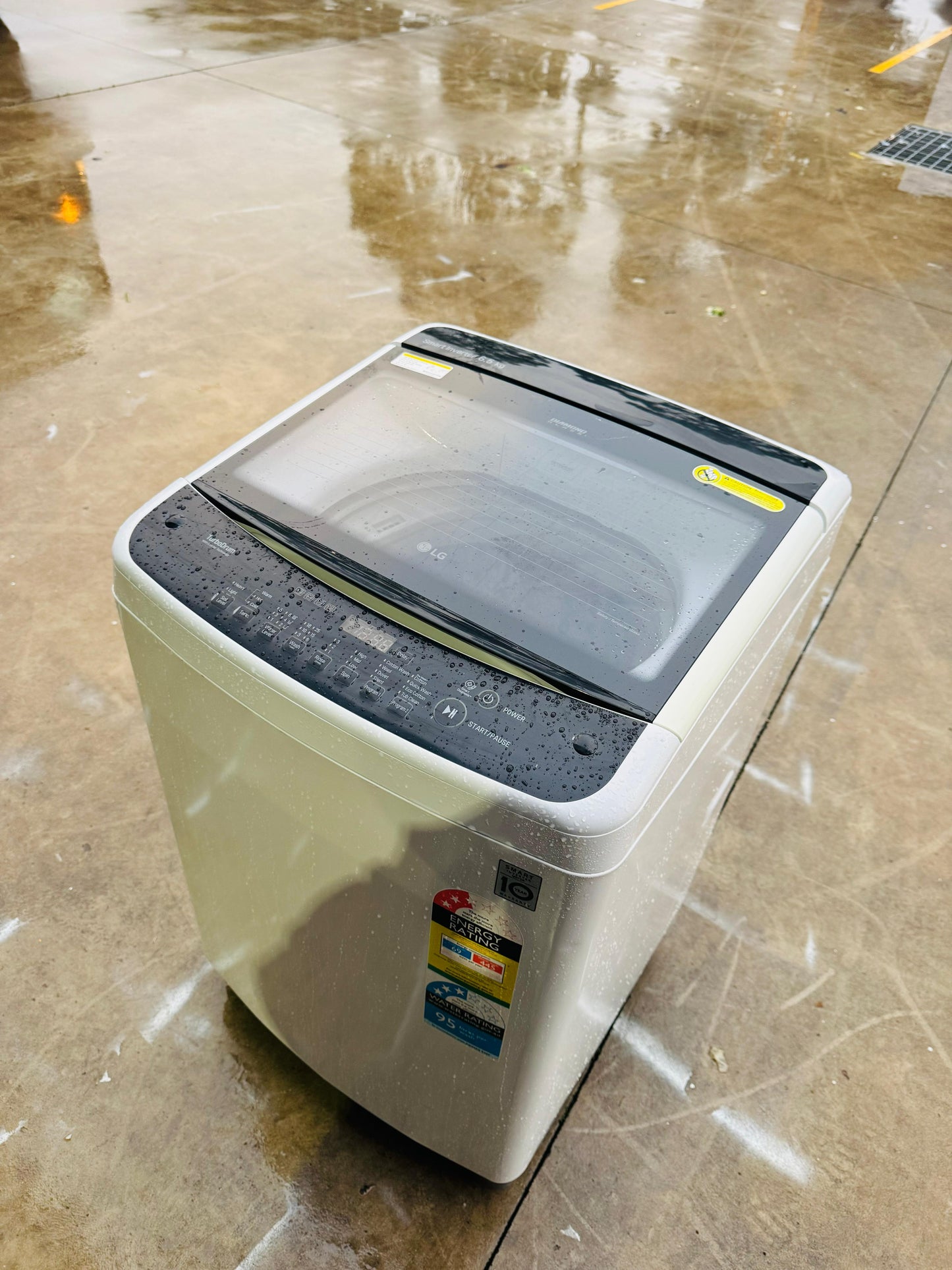 LG 6.5KGS TOP LOADER WASHING MACHINE