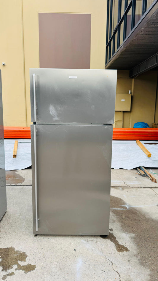 ELECTROLUX 520 LITRES FRIDGE FREEZER