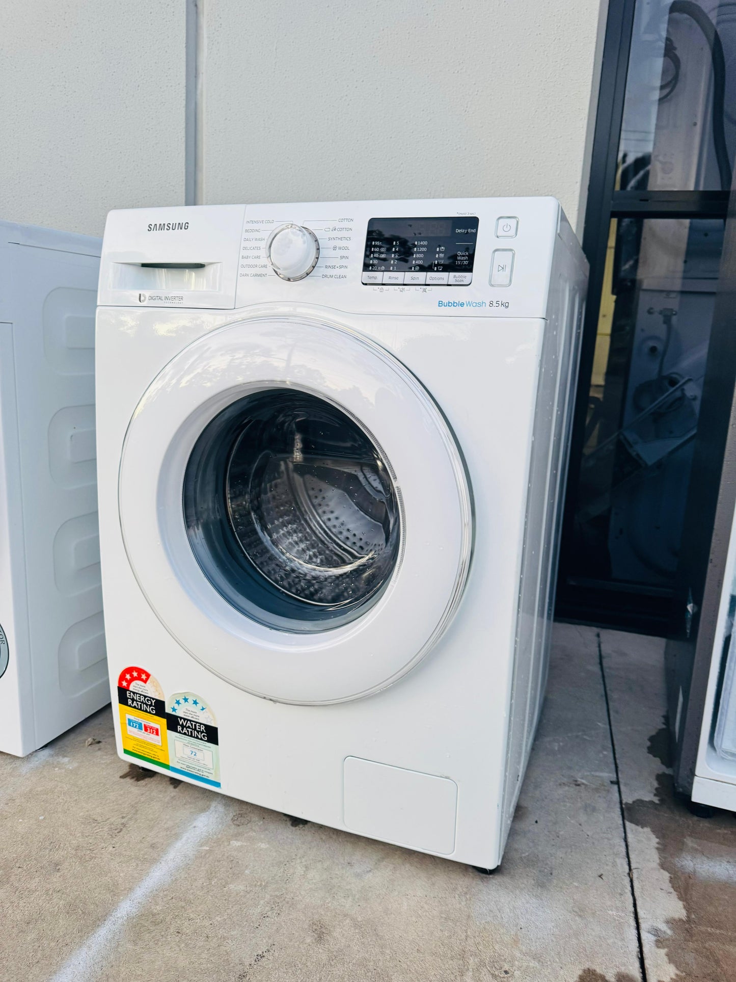 SAMSUNG 8.5 KGS FRONT LOADER WASHING MACHINE