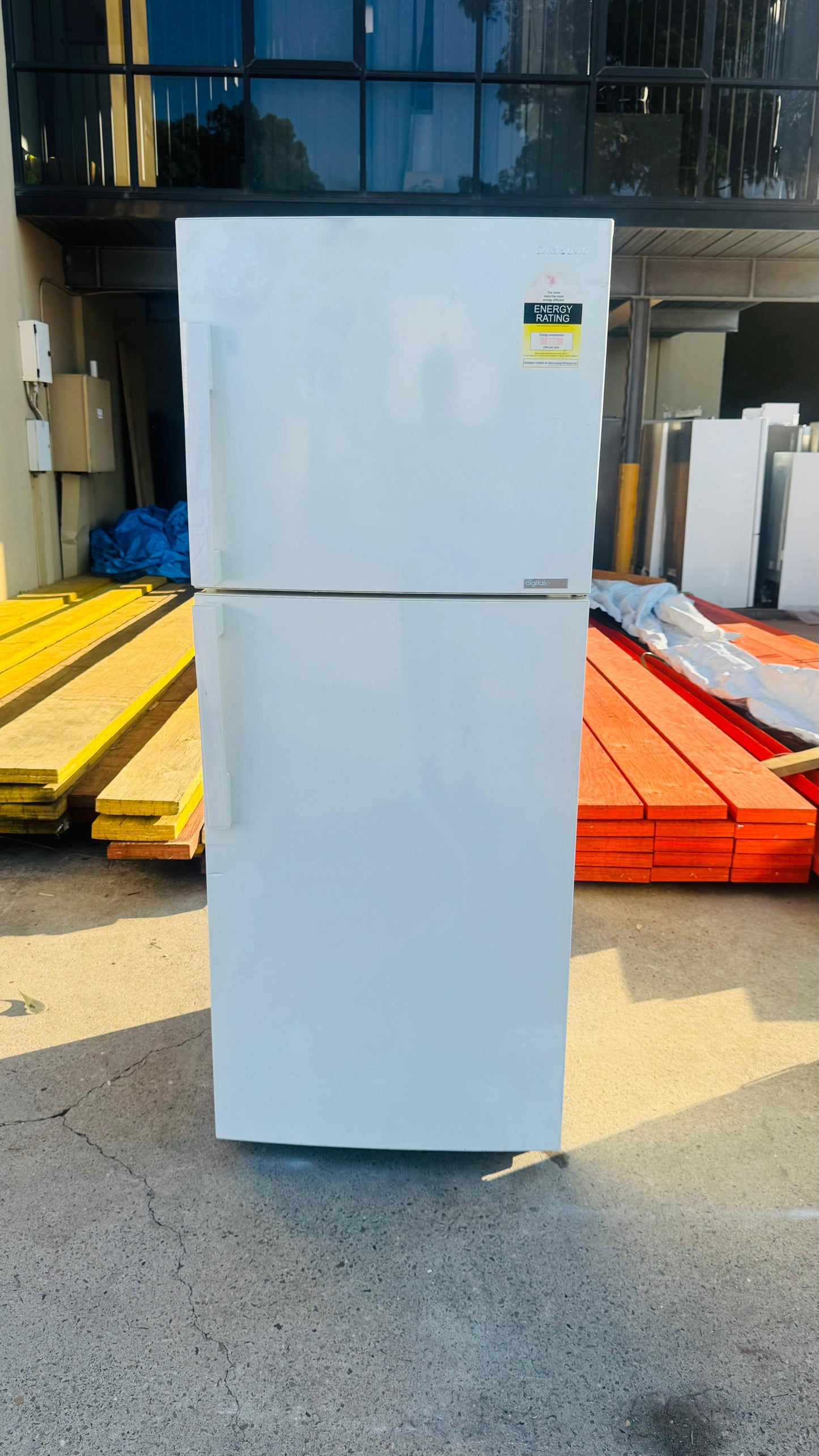 SAMSUNG 393 LITRES FRIDGE FREEZER