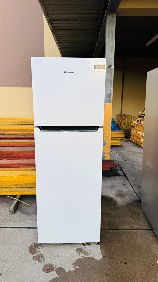 HISENSE 350 LITRES FRIDGE FREEZER