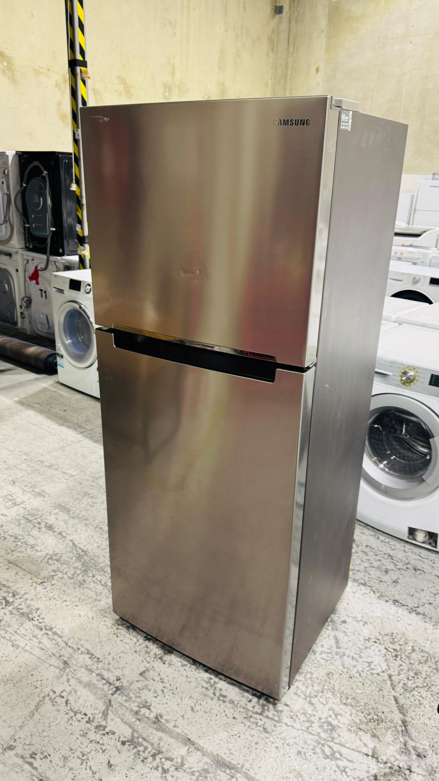 SAMSUNG 393 LITRES FRIDGE FREEZER