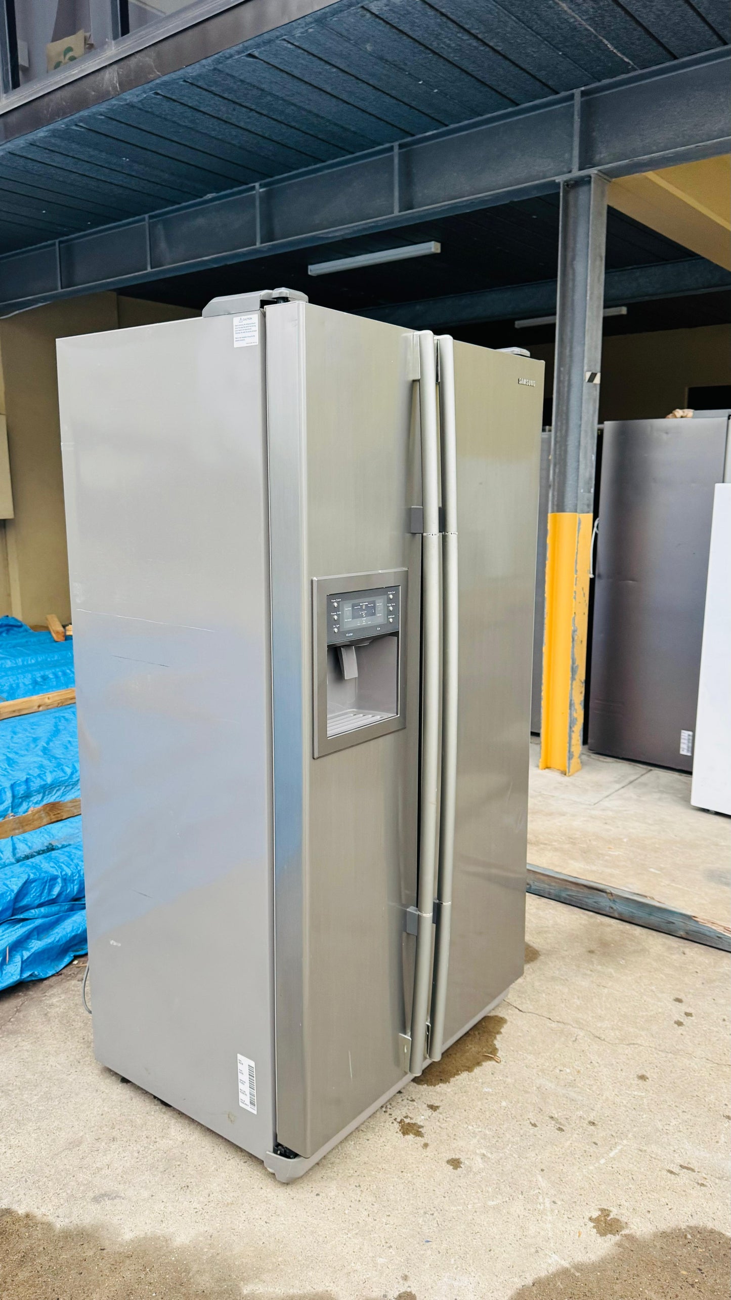 SAMSUNG SIDE BY SIDE 618 LITRES FRIDGE FREEZER