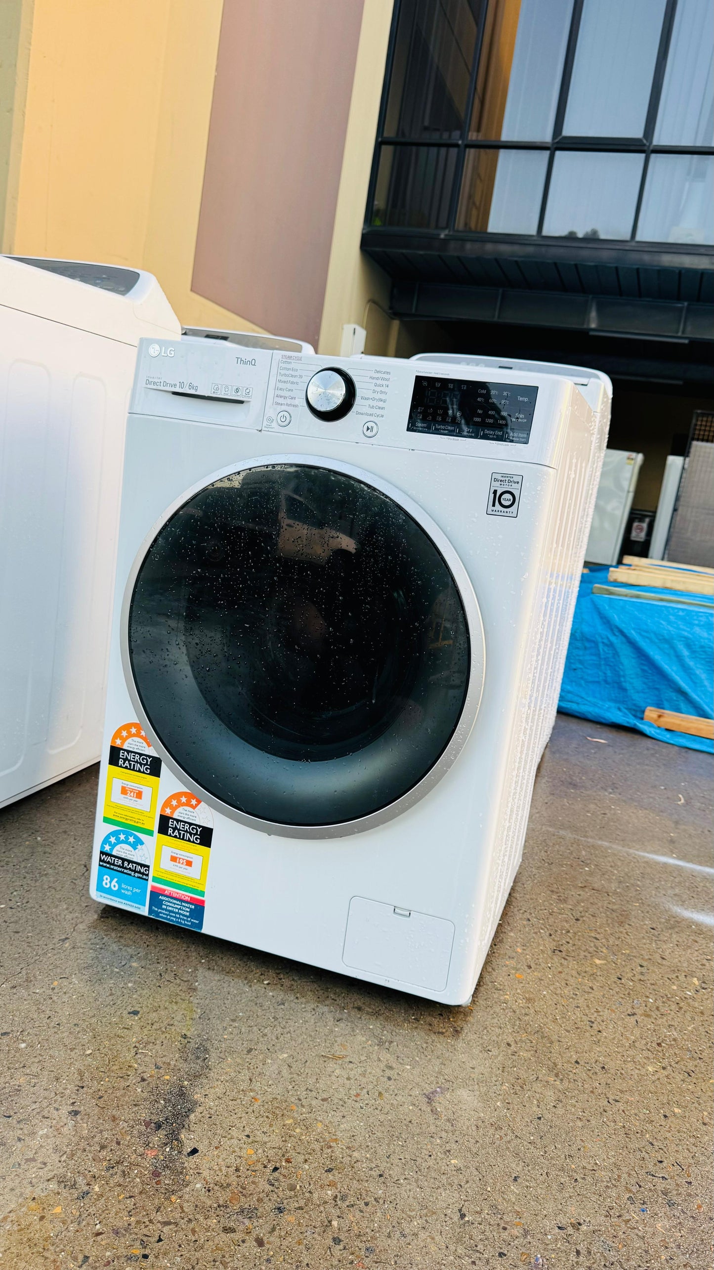 LG 10KGS WASHER &6 KGS DRYER COMBO