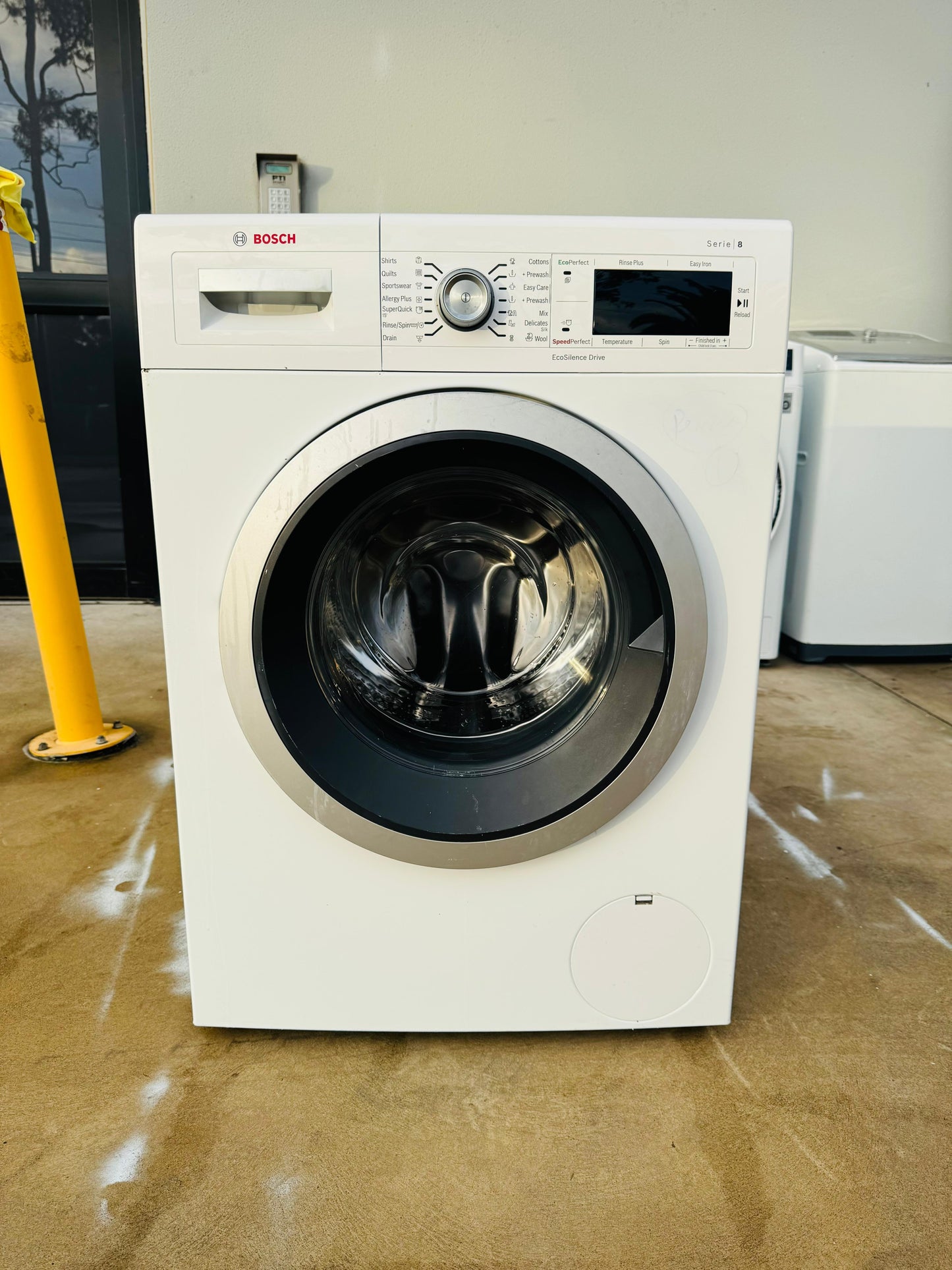 BOSCH 8KGS FRONT LOADER WASHING MACHINE