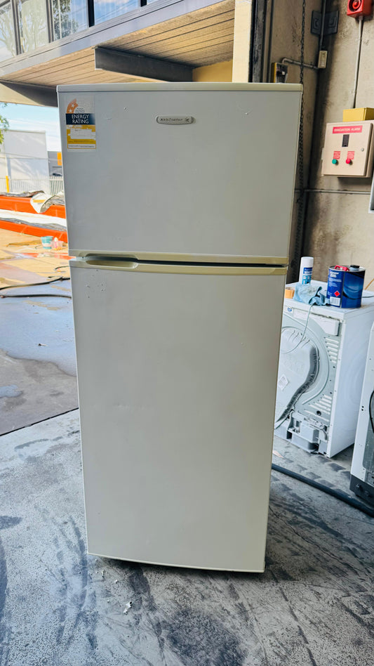 KELVINATOR 390 LITRES FRIDGE FREEZER