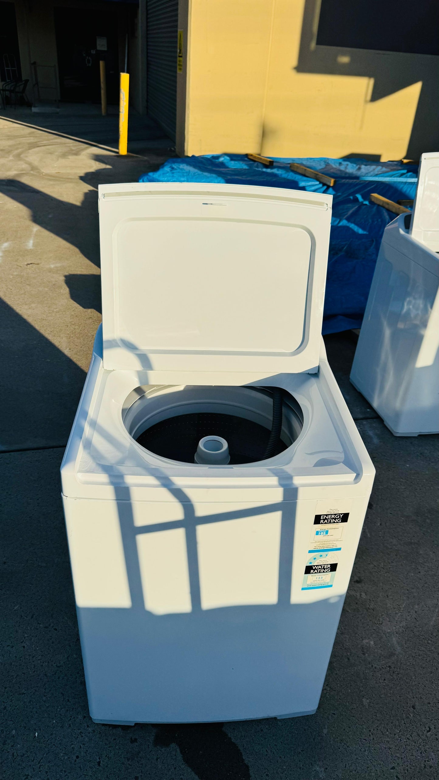 FISHER AND PAYKEL 10KGS TOP LOADER WASHING MACHINE