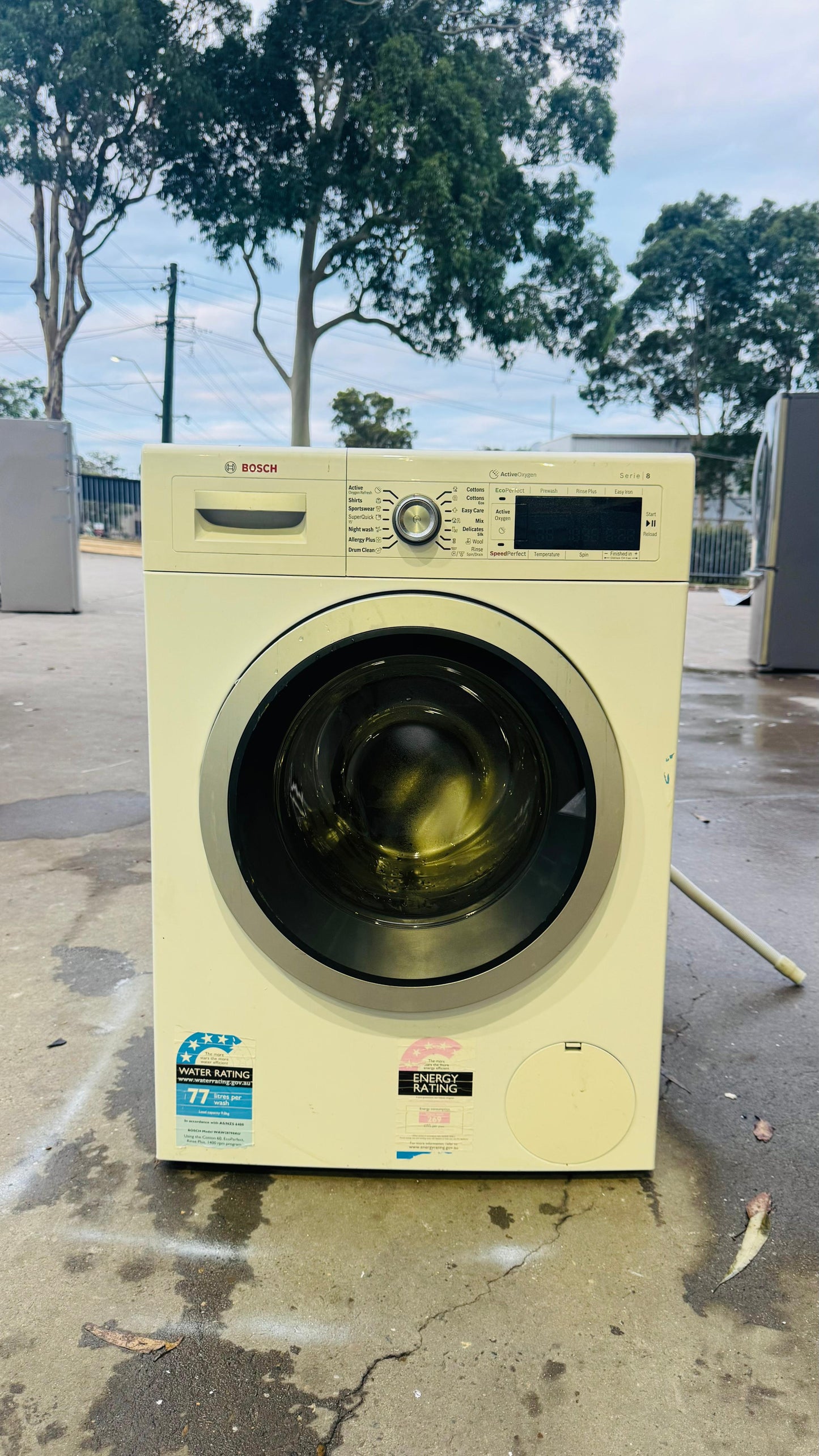 BOSCH 9KGS FRONT LOADER WASHING MACHINE