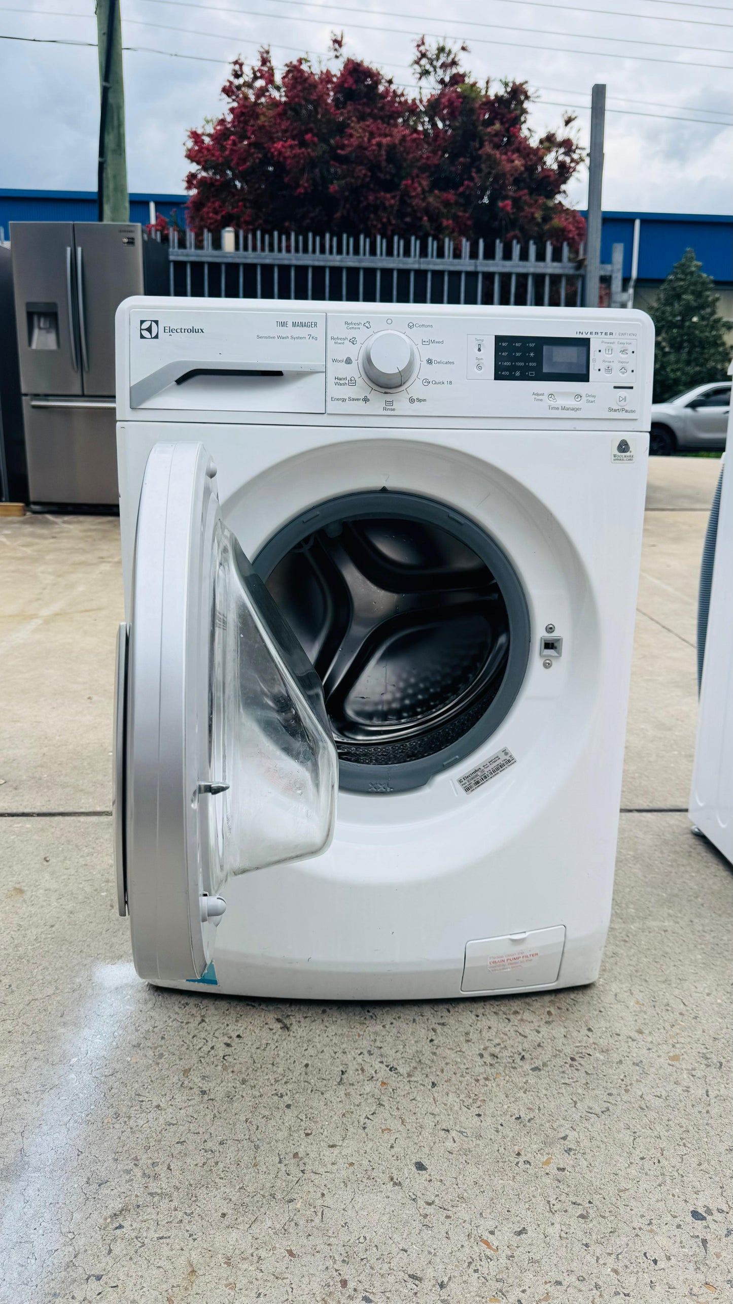 ELECTROLUX 7KGS FRONT LOADER WASHING MACHINE