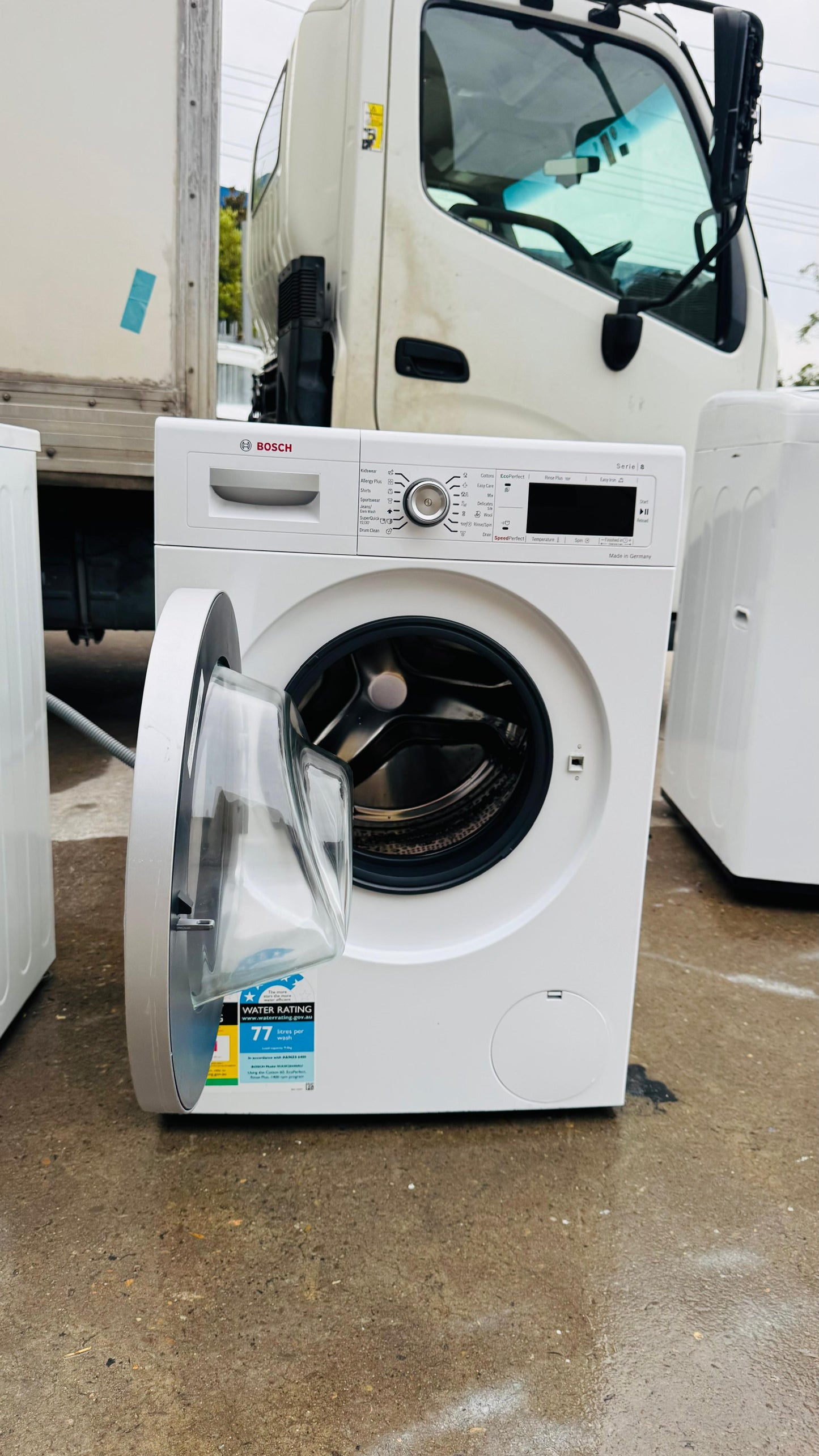 BOSCH 9KGS FRONT LOADER WASHING MACHINE