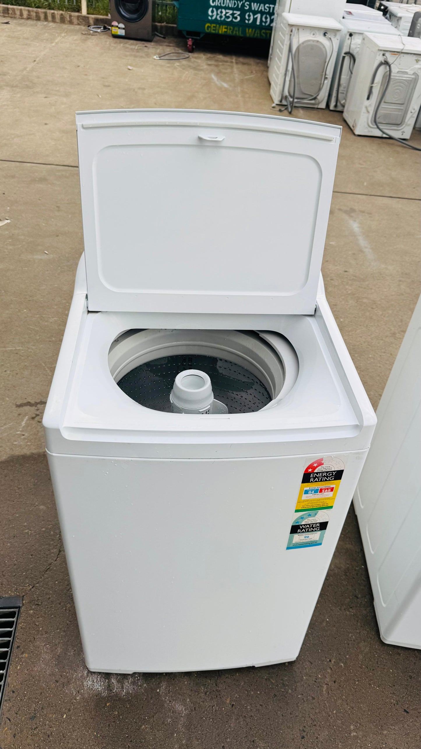 FISHER AND PAYKEL 8.5KGS TOP LOADER WASHING MACHINE