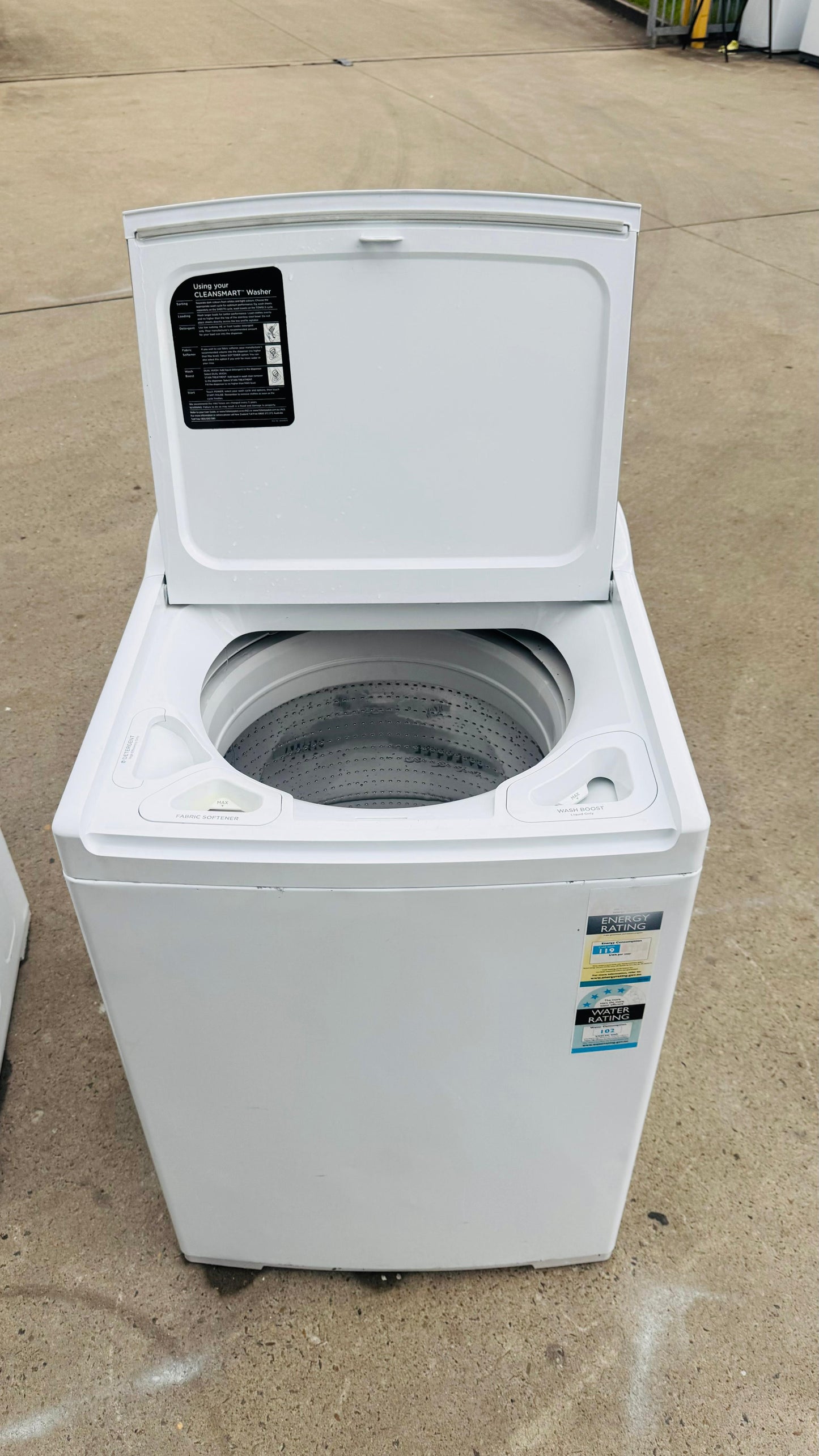 FISHER AND PAYKEL 10KGS TOP LOADER WASHING MACHINE