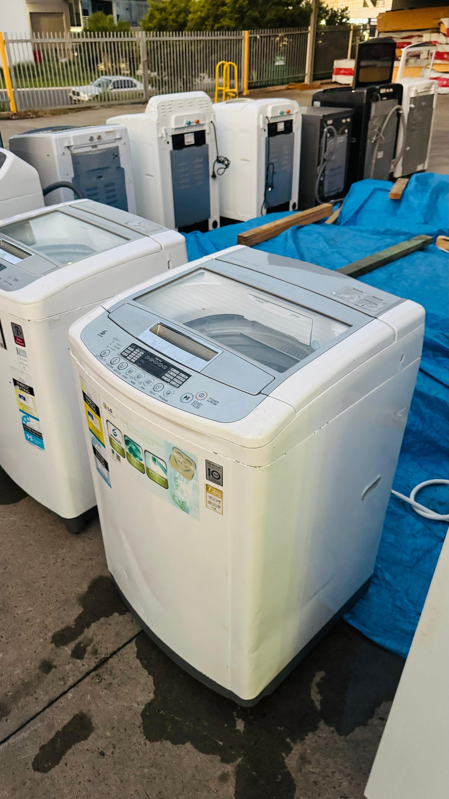 LG 7.5KGS TOP LOADER WASHING MACHINE