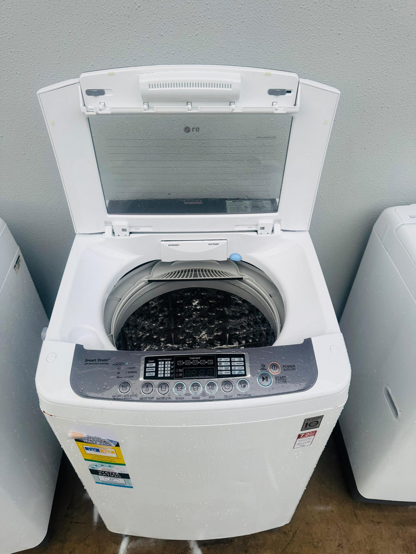 LG 8.5 KGS TOP LOADER WASHING MACHINE