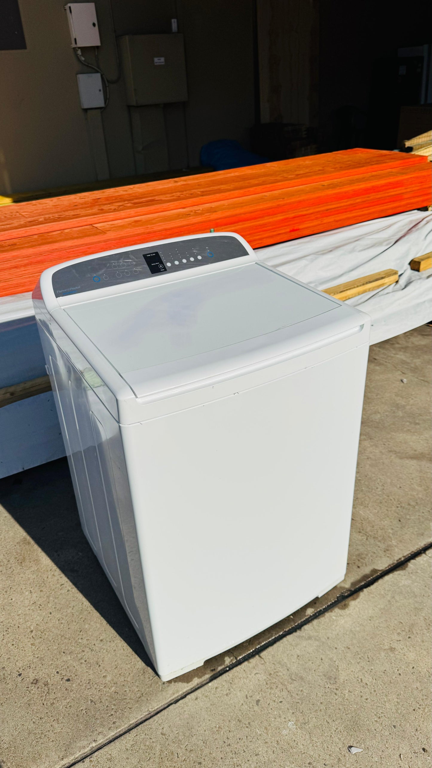 FISHER AND PAYKEL 10KGS TOP LOADER WASHING MACHINE