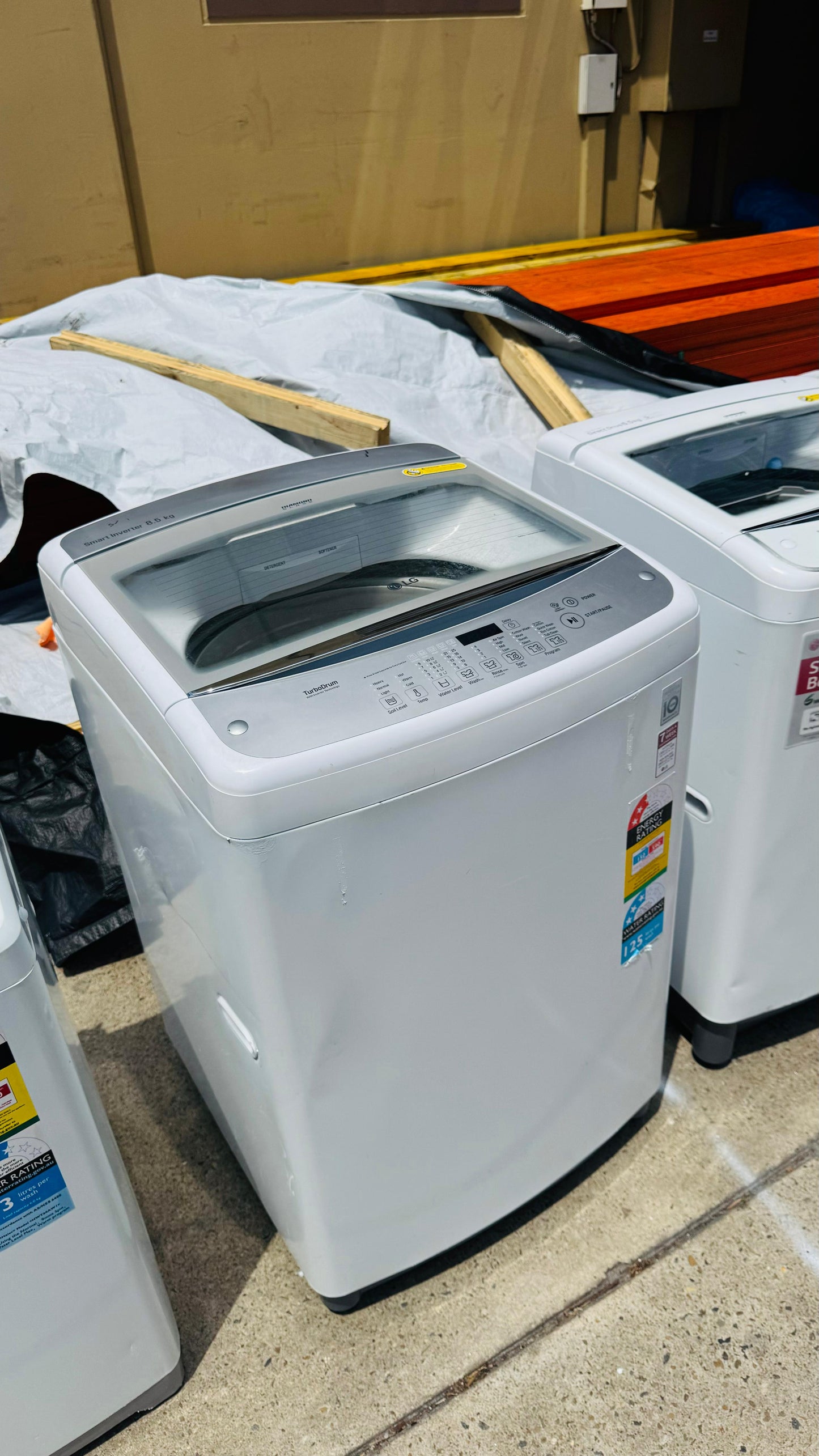 LG 8.5KGS TOP LOADER WASHING MACHINE