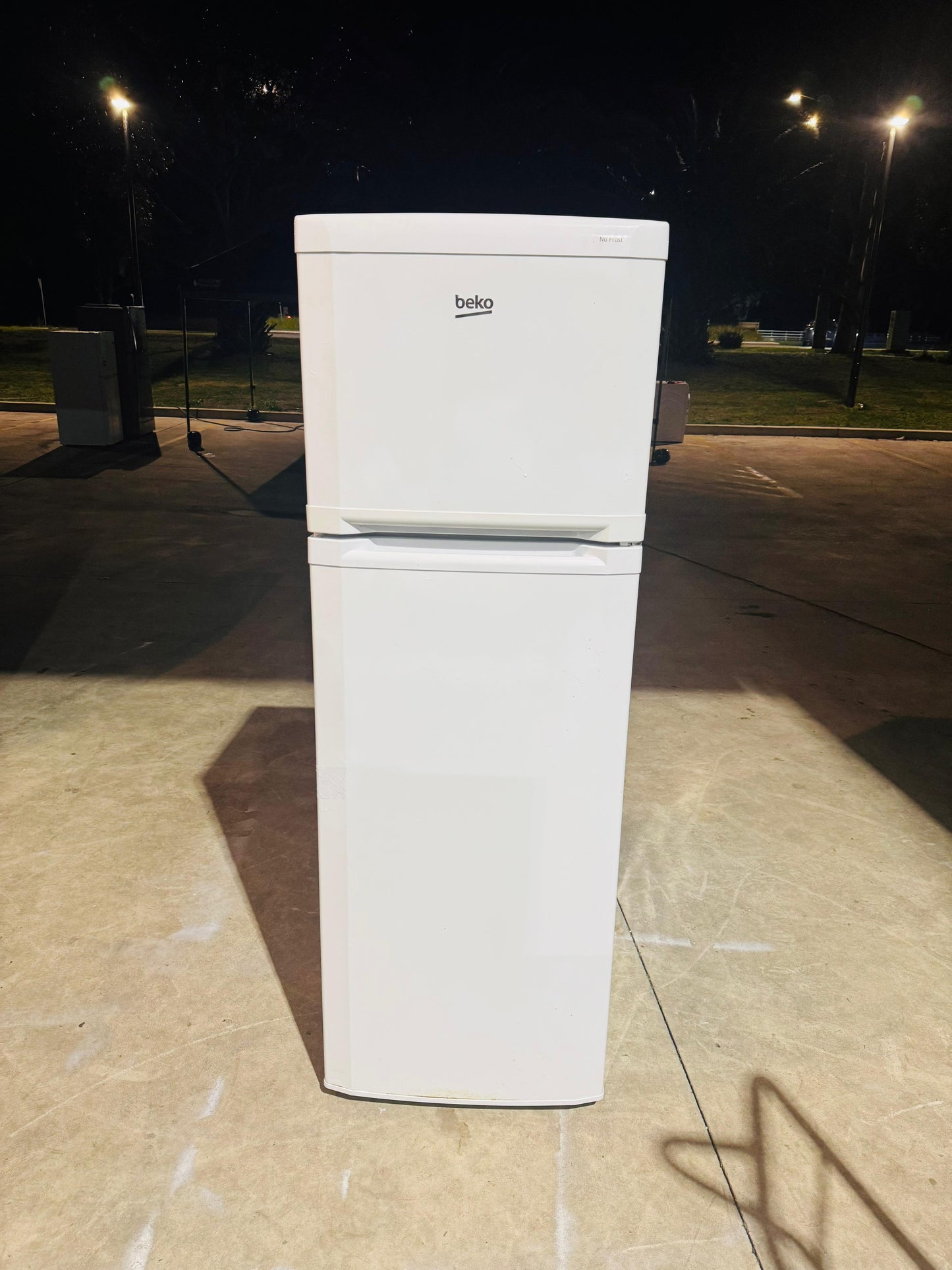 BEKO 253 LITRES FRIDGE FREEZER