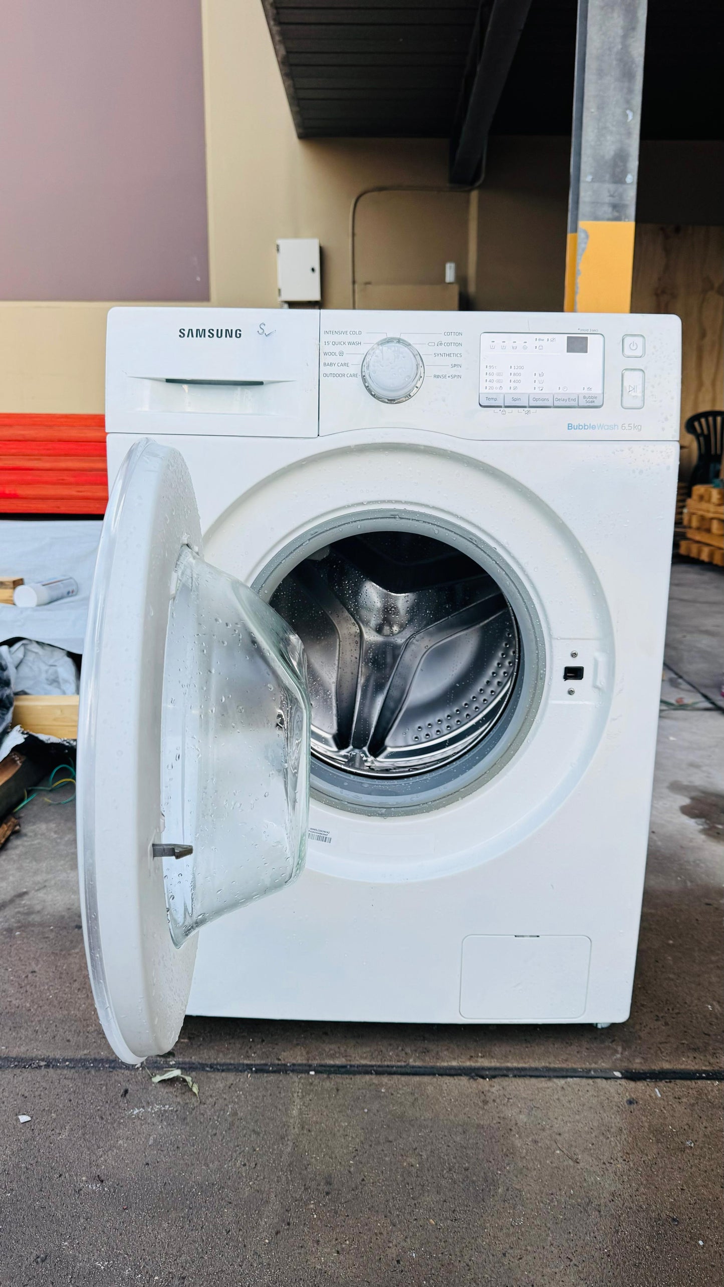 SAMSUNG 6.5KGS FRONT LOADER WASHING MACHINE