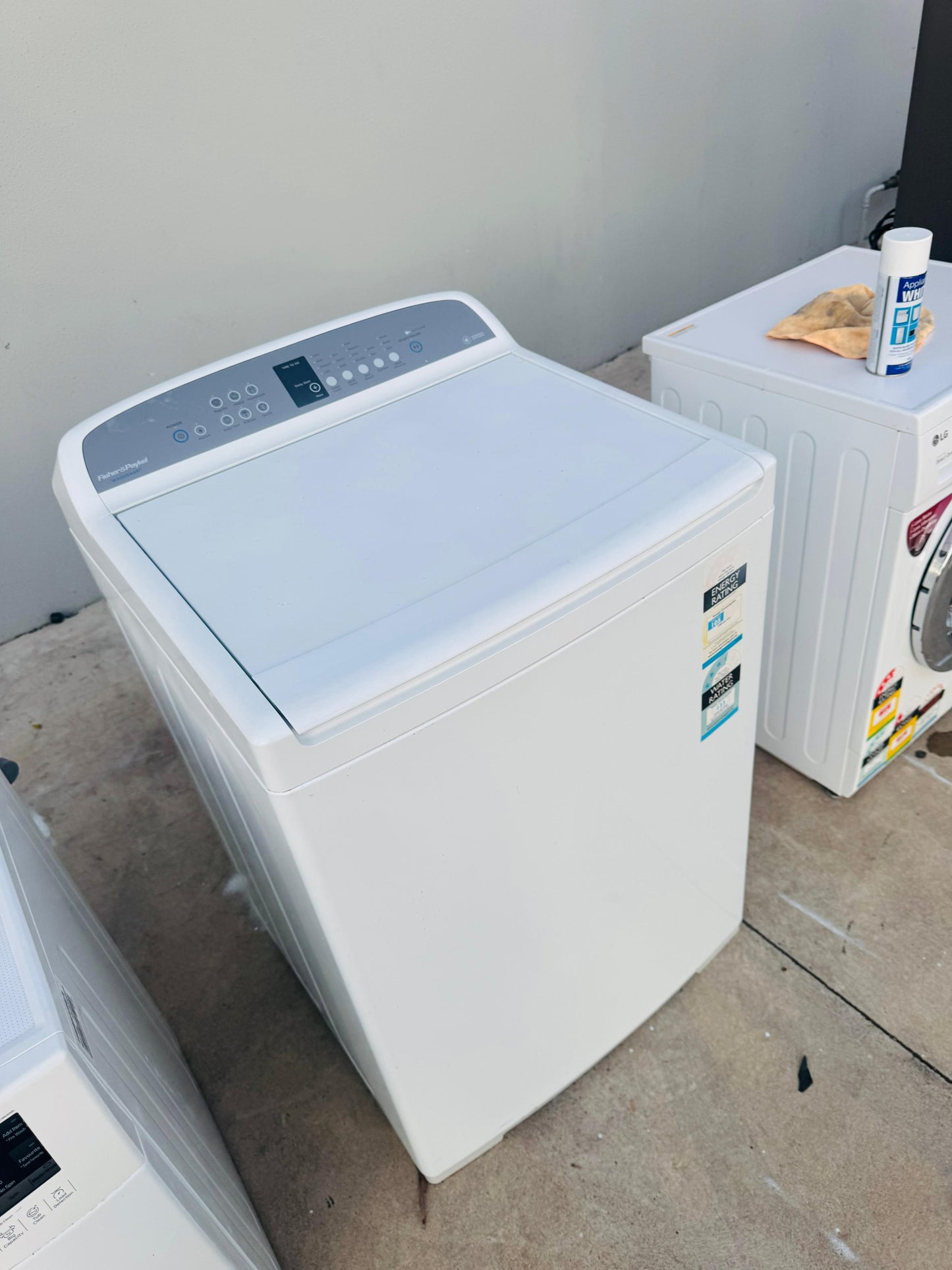 FISHER AND PAYKEL 10KGS TOP LOADER WASHING MACHINE