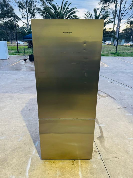 FISHER AND PAYKEL 442 LITRES FRIDGE FREEZER