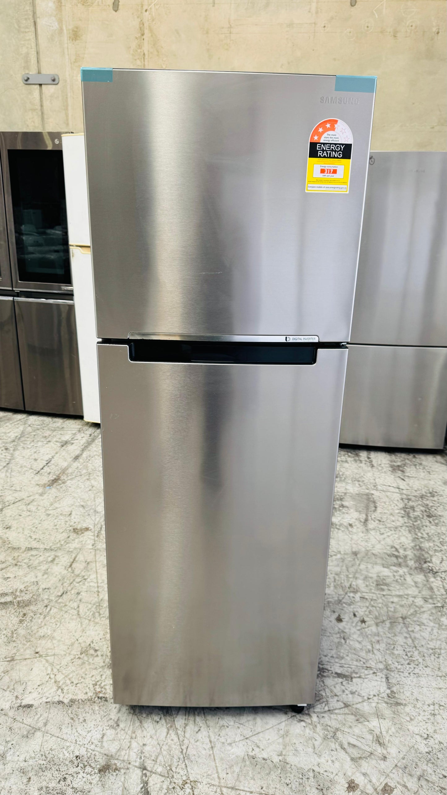 SAMSUNG 343 LITRES FRIDGE FREEZER