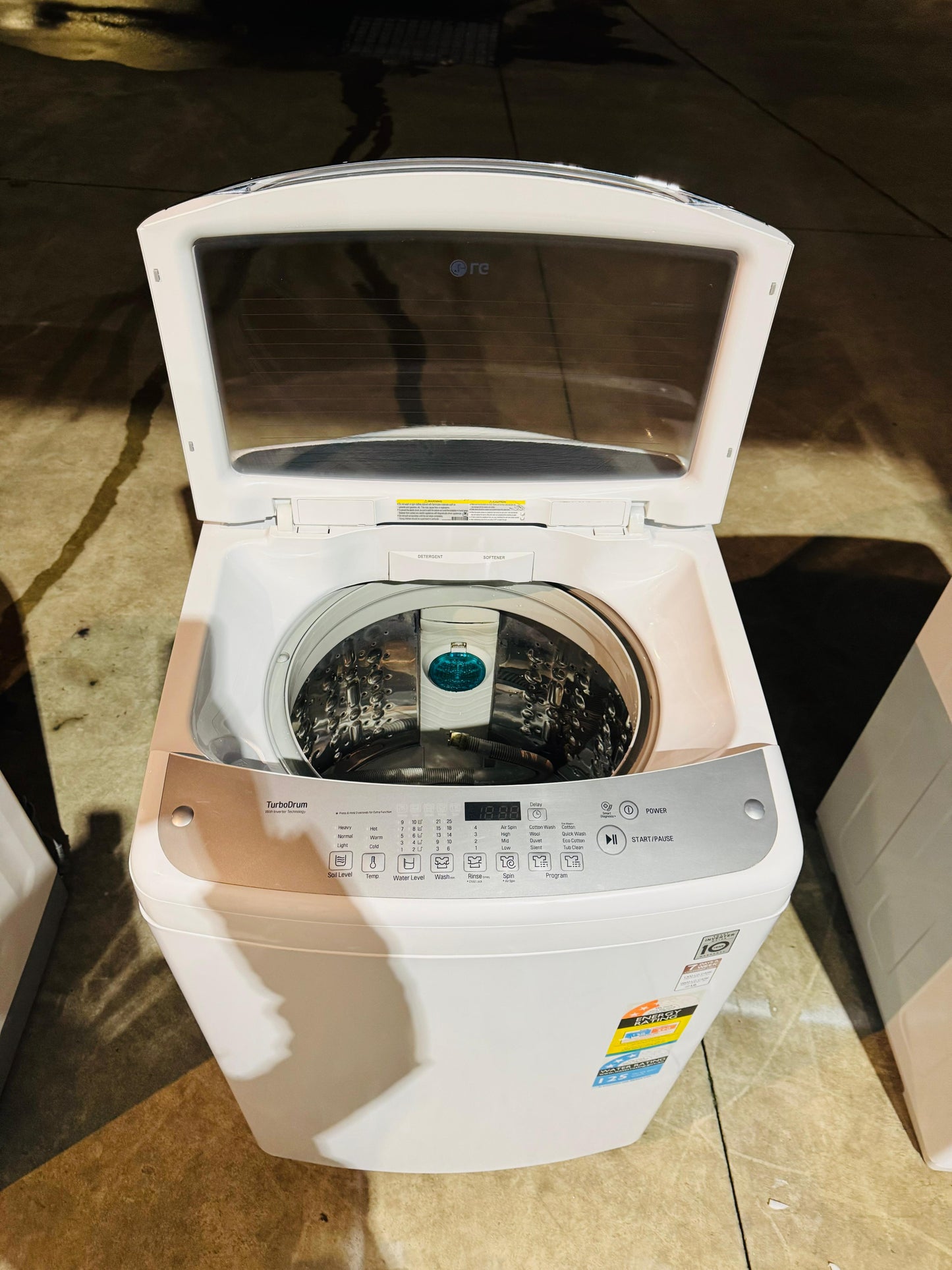 LG 8.5KGS TOP LOADER WASHING MACHINE