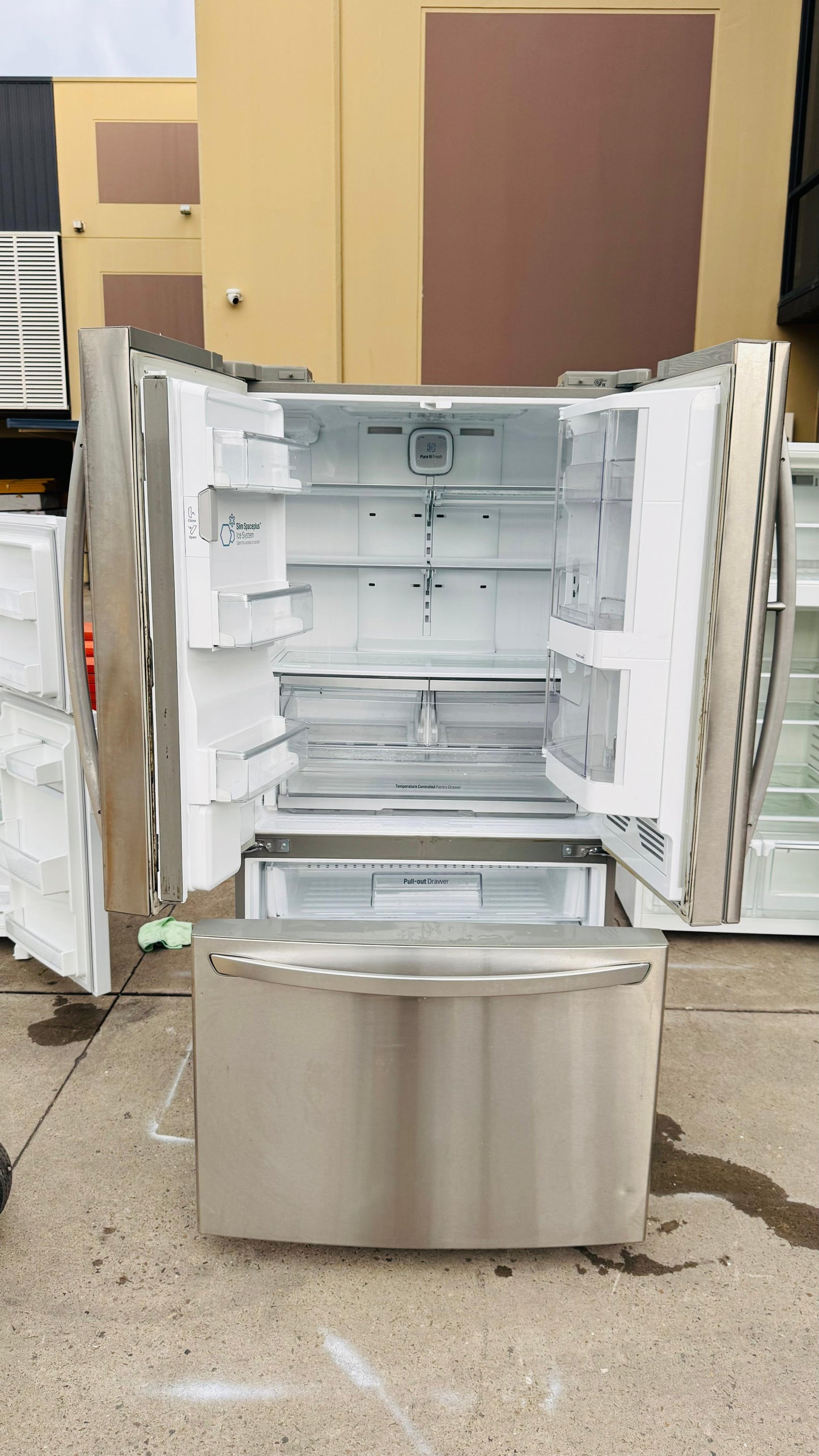 LG FRENCH DOOR 730 LITRES FRIDGE FREEZER