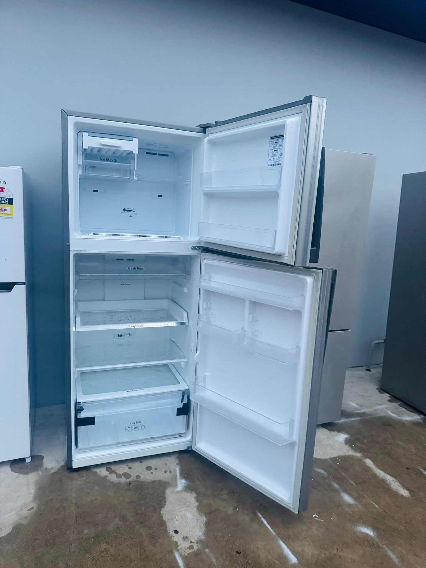 SAMSUNG 393 LITRES FRIDGE FREEZER