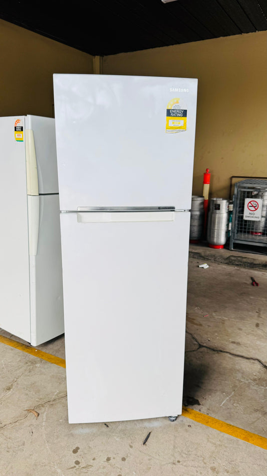 SAMSUNG 393 LITRES FRIDGE FREEZER