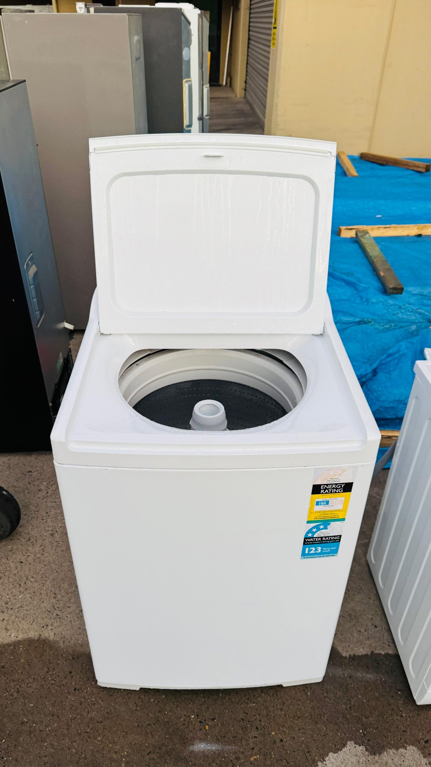 FISHER AND PAYKEL 10KGS TOP LOADER WASHING MACHINE