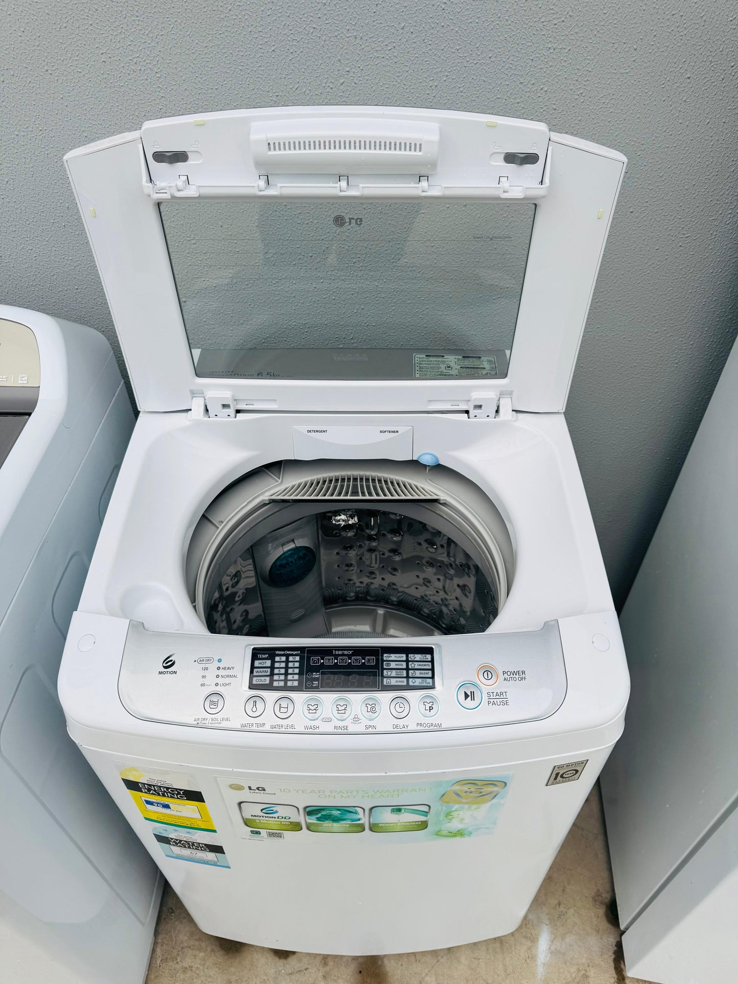 LG 6.5KGS TOP LOADER WASHING MACHINE