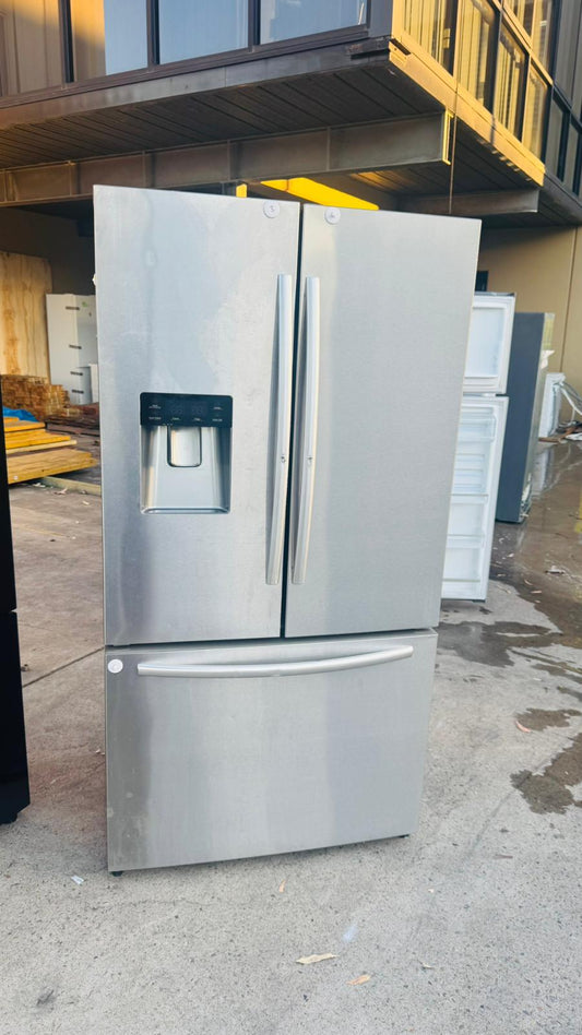 HISENSE 630 LITRES FRENCH DOOR FRIDGE FREEZER