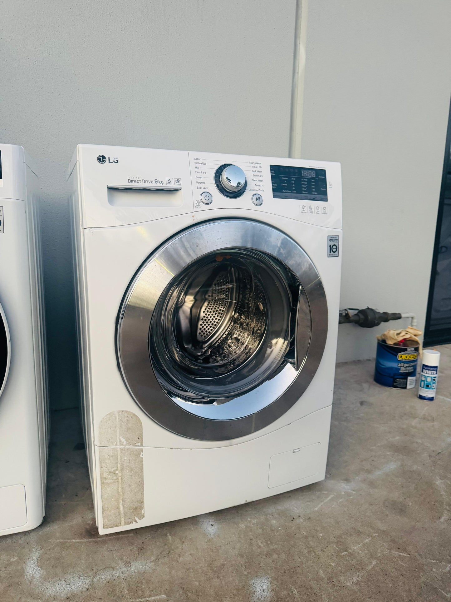 LG 9KGS FRONT LOADER WASHING MACHINE