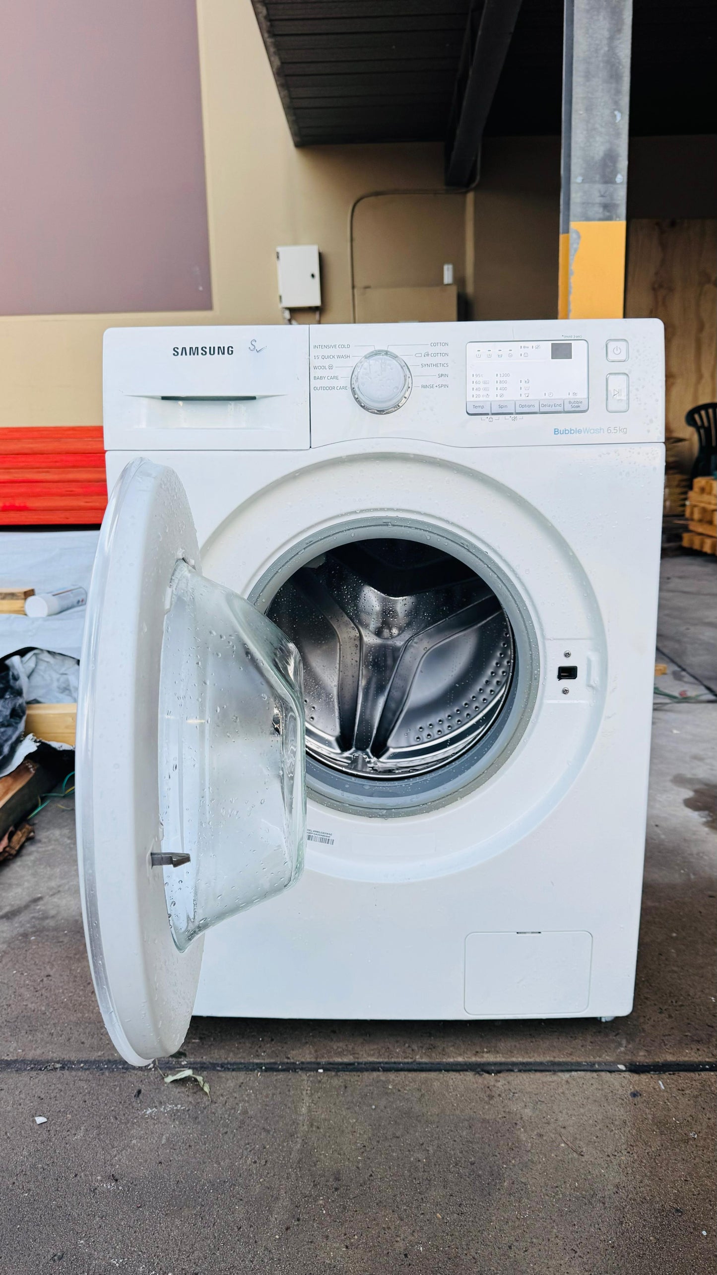 SAMSUNG 6.5KGS FRONT LOADER WASHING MACHINE
